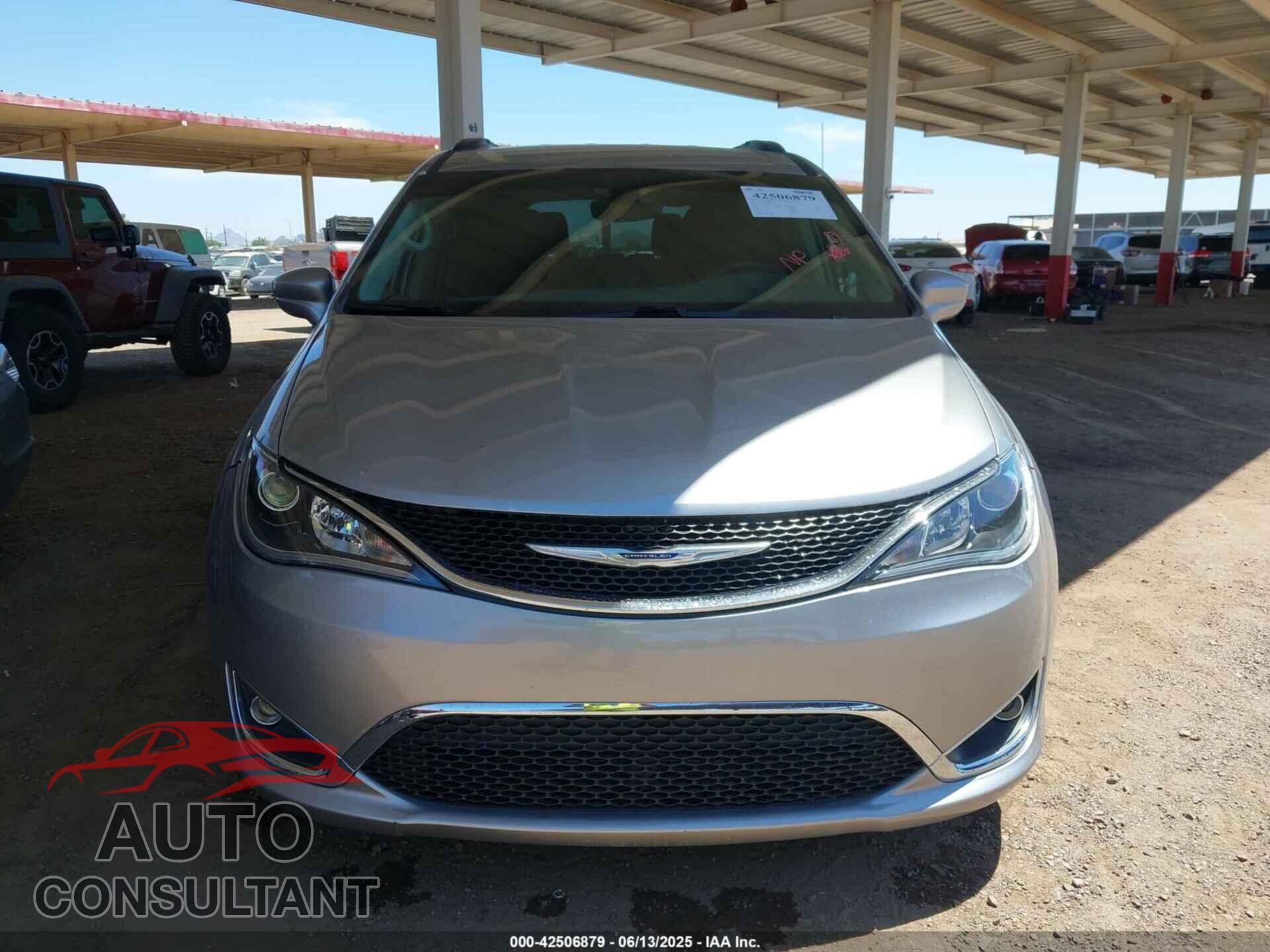 CHRYSLER PACIFICA 2017 - 2C4RC1BG2HR702336
