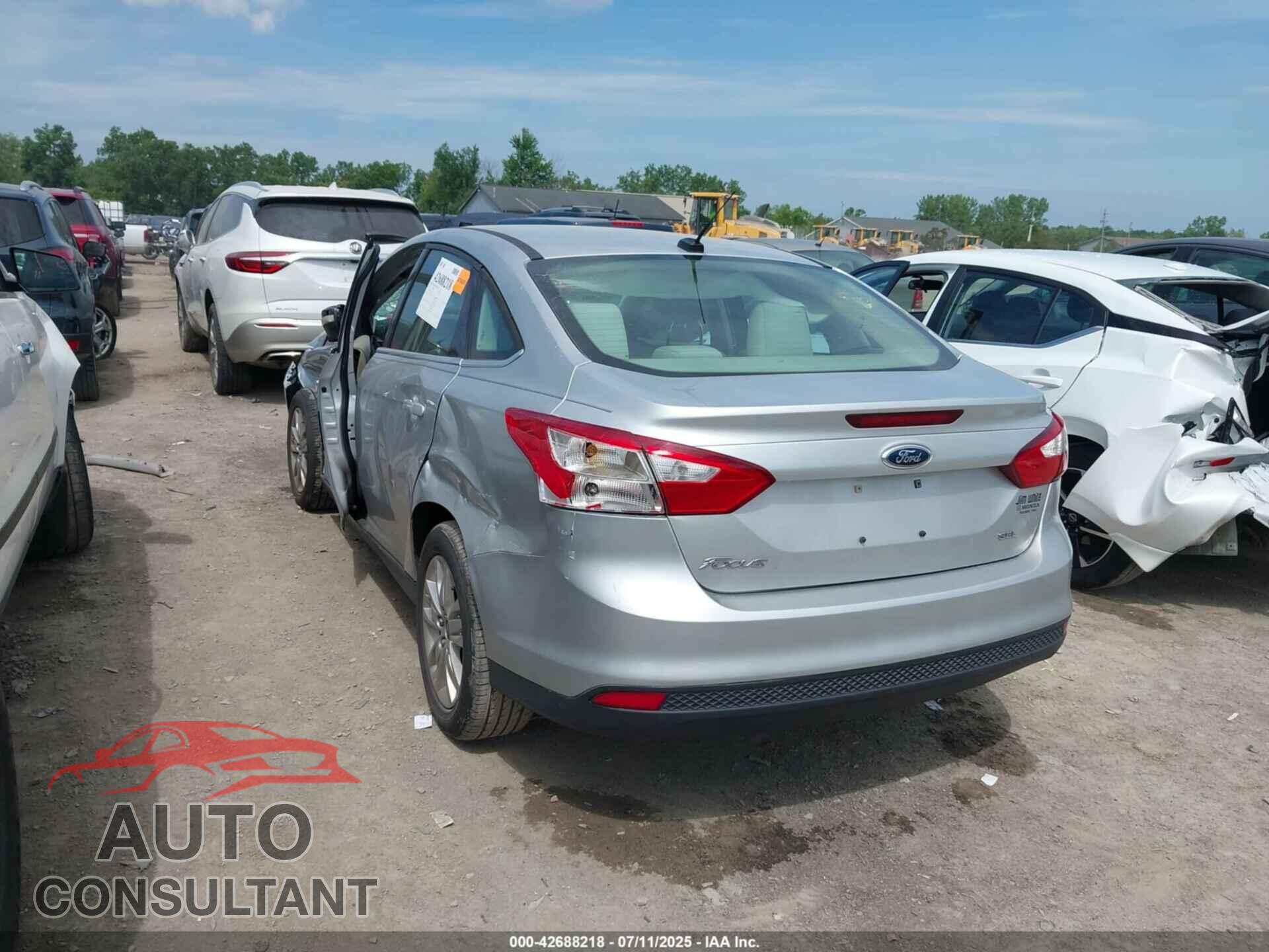 FORD FOCUS 2012 - 1FAHP3H29CL191724