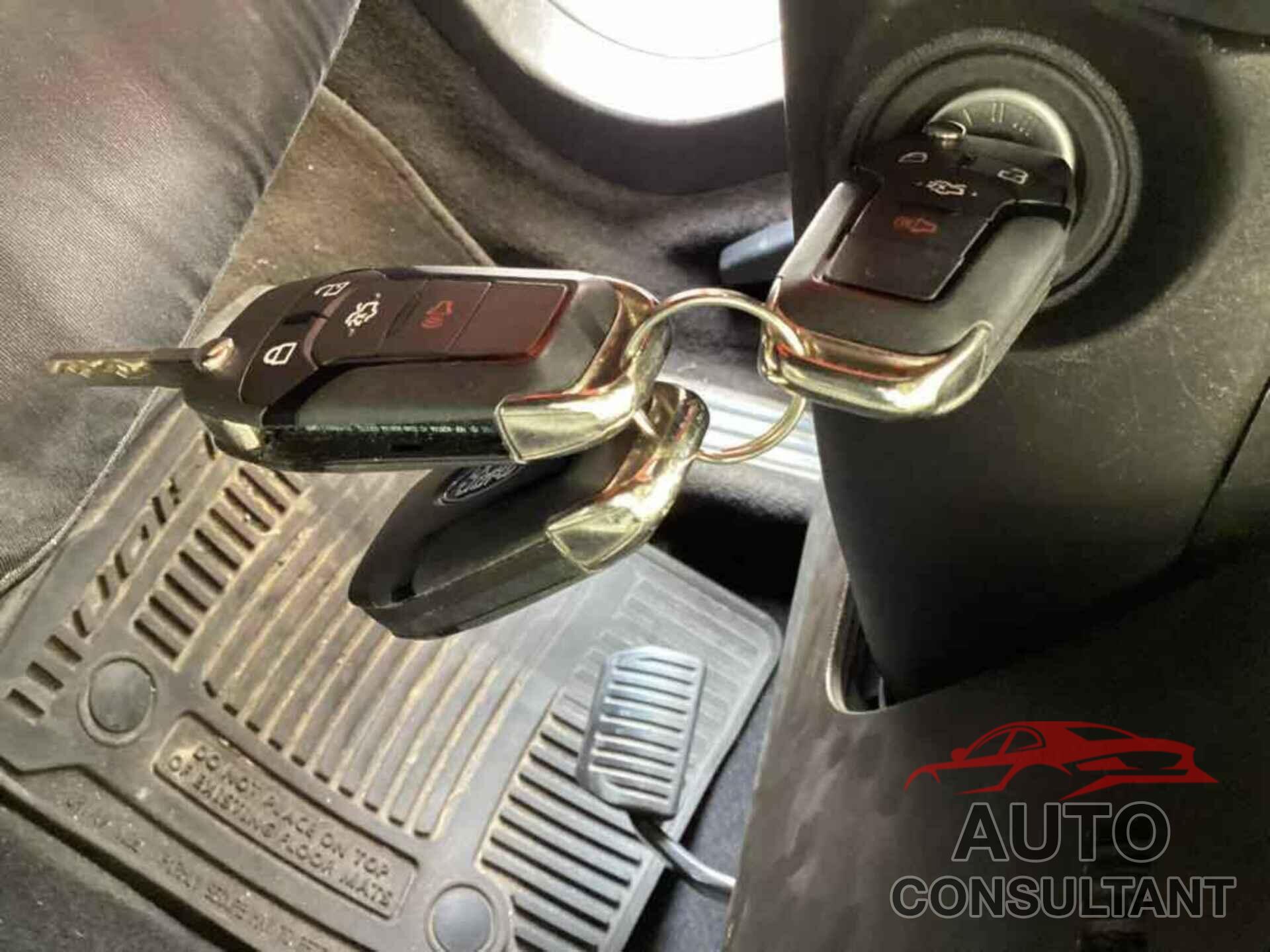 FORD FUSION 2013 - 3FA6P0H7XDR311034