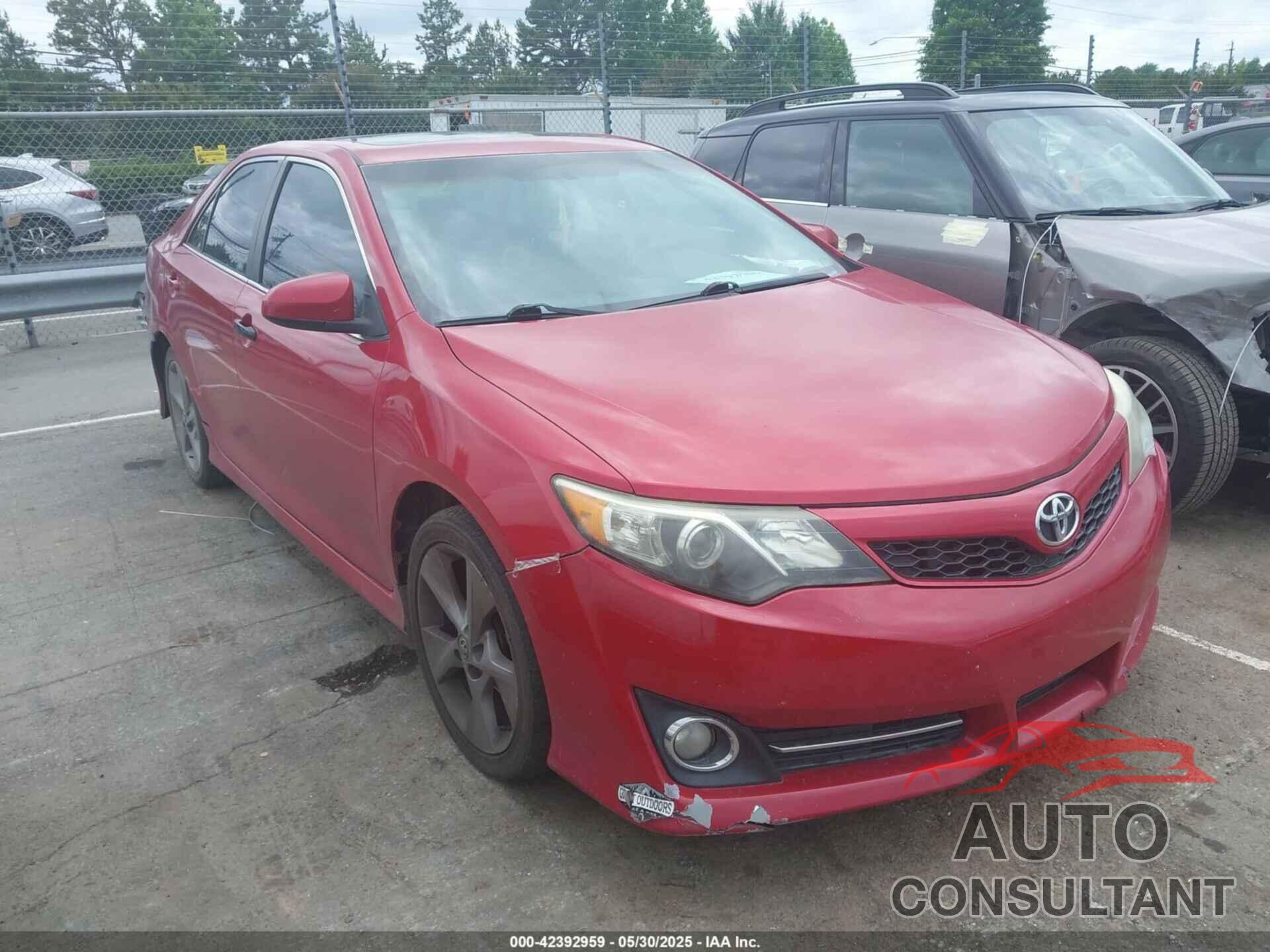 TOYOTA CAMRY 2014 - 4T1BF1FK2EU729103