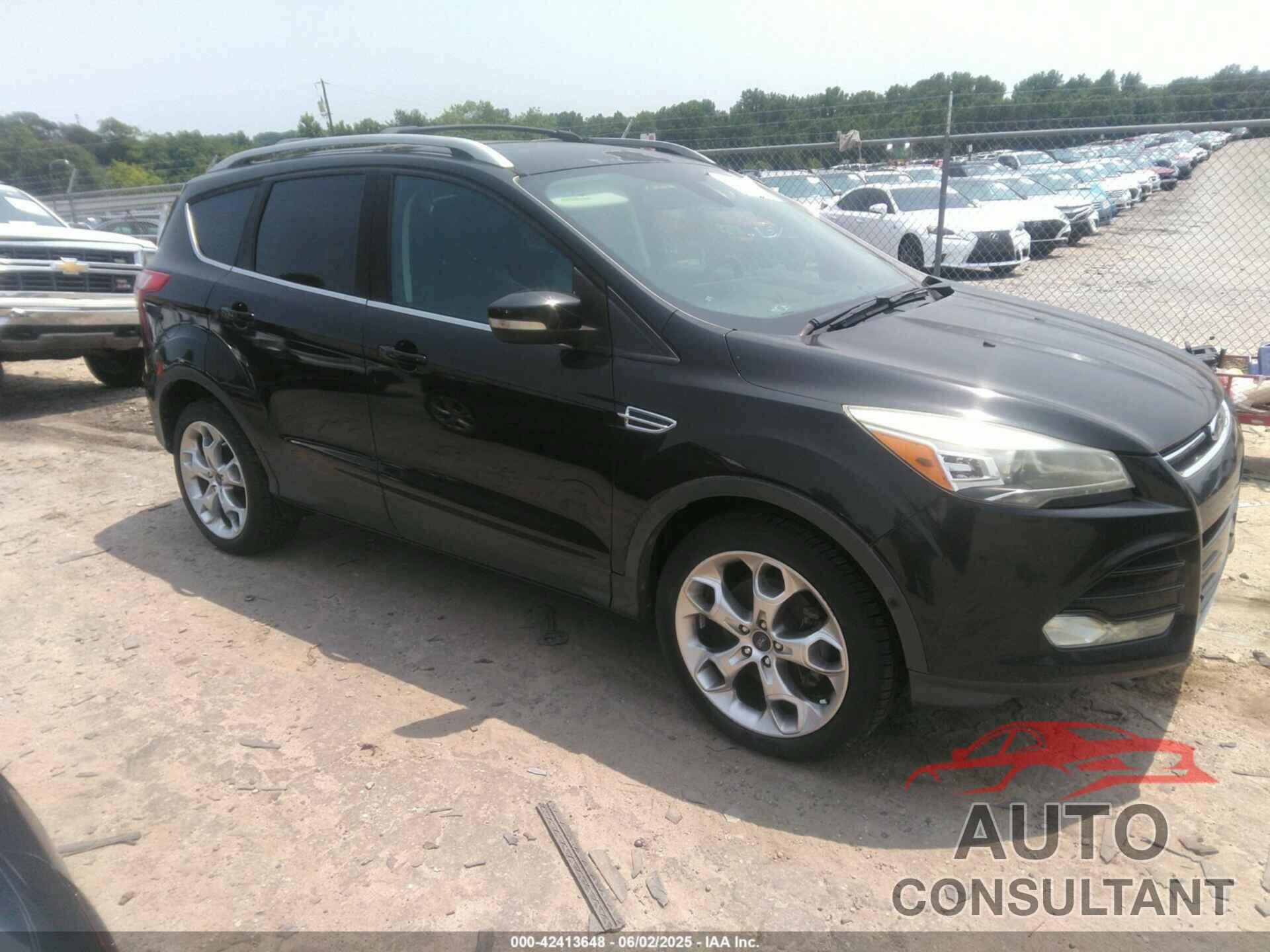 FORD ESCAPE 2013 - 1FMCU0J95DUD83376