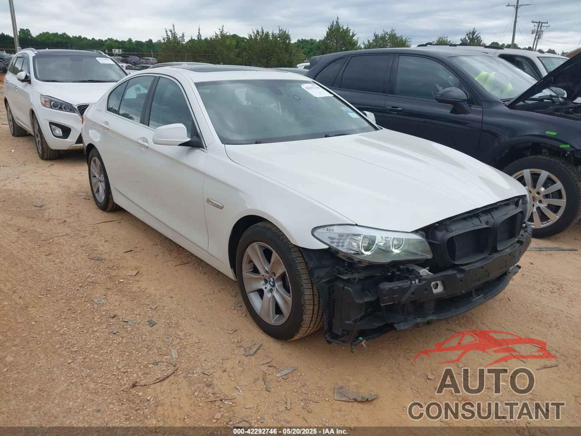BMW 528I 2013 - WBAXG5C50DDY37812