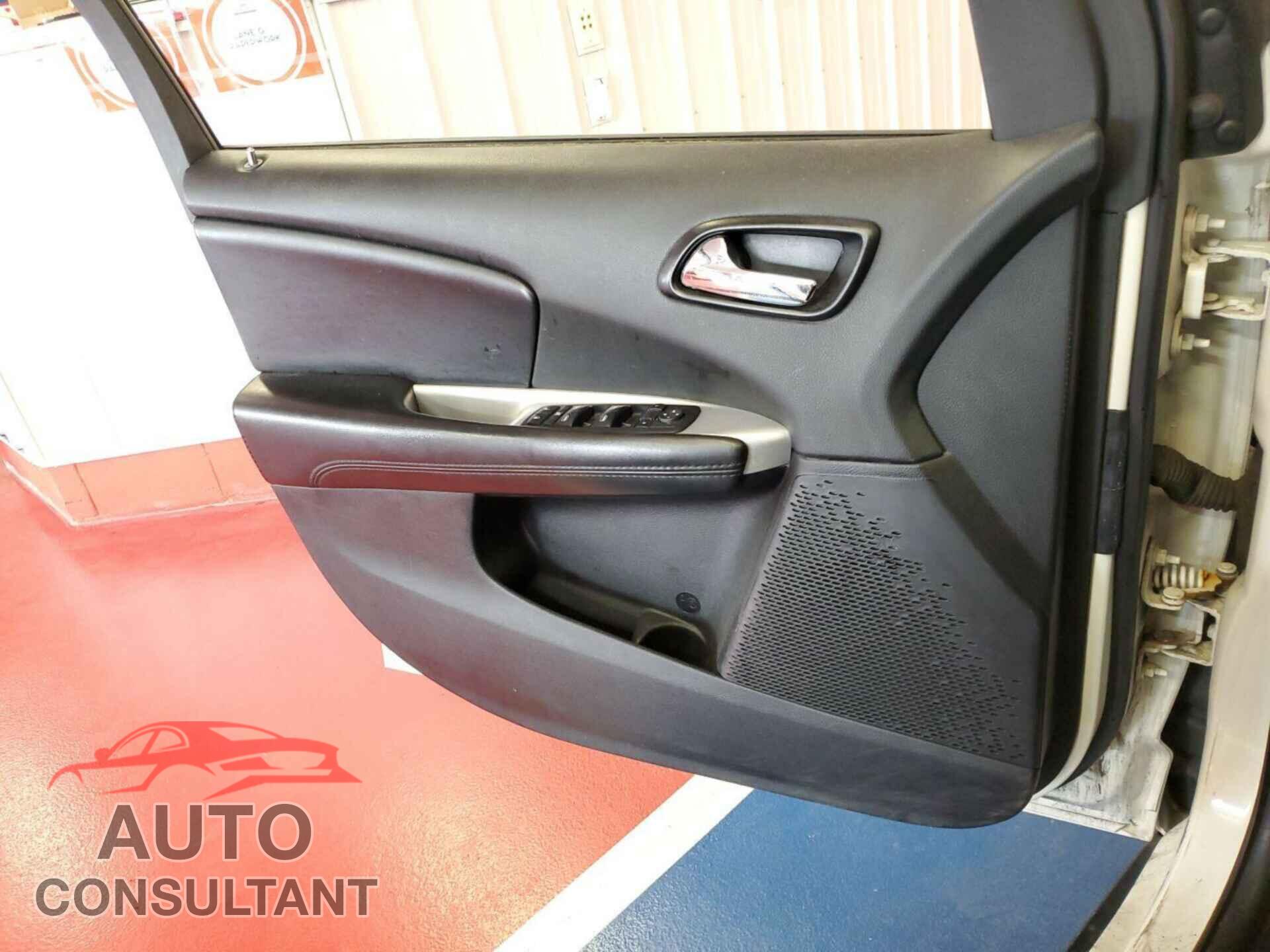 DODGE JOURNEY 2017 - 3C4PDCAB5HT676625