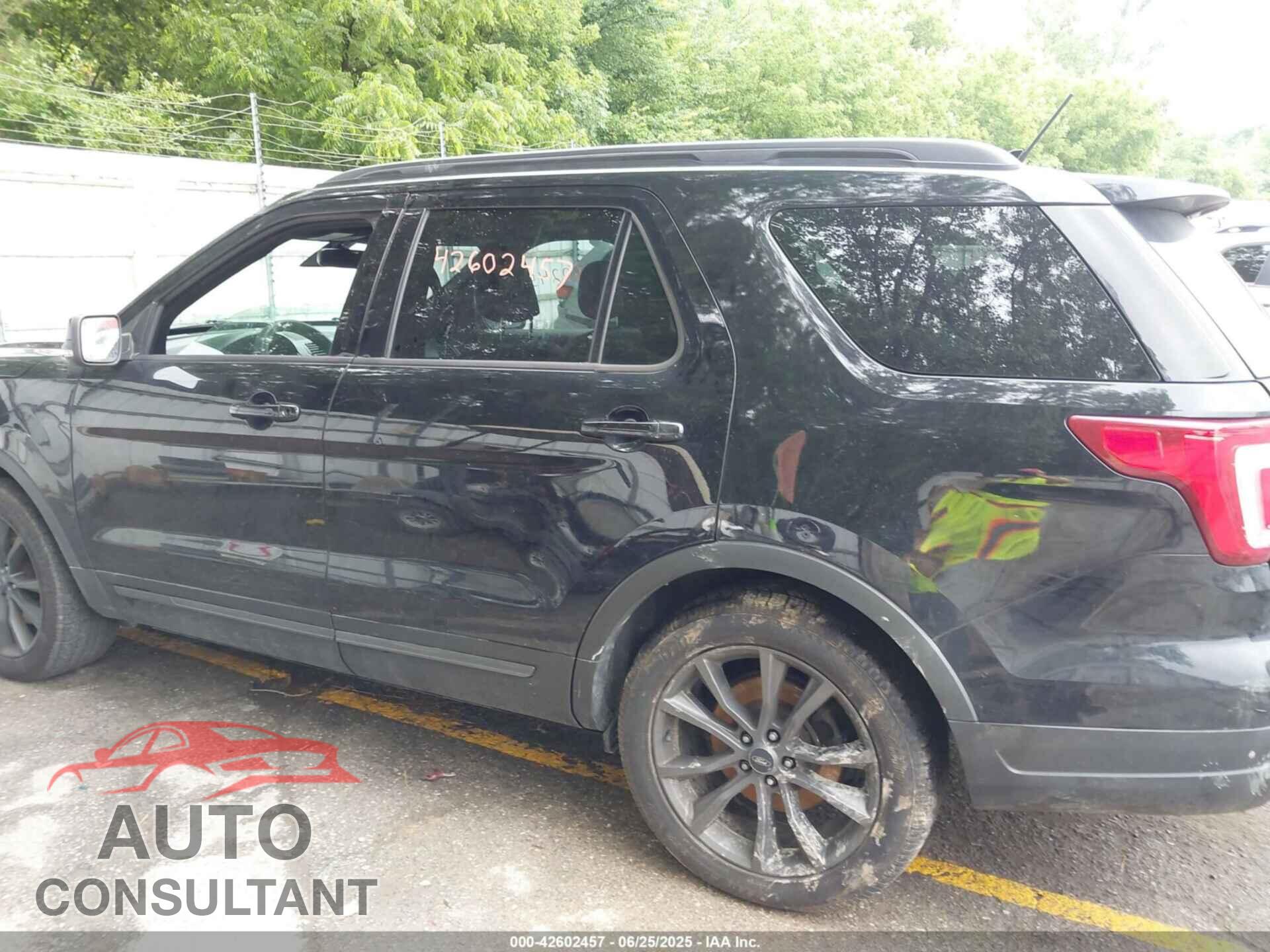 FORD EXPLORER 2018 - 1FM5K8D8XJGB35716