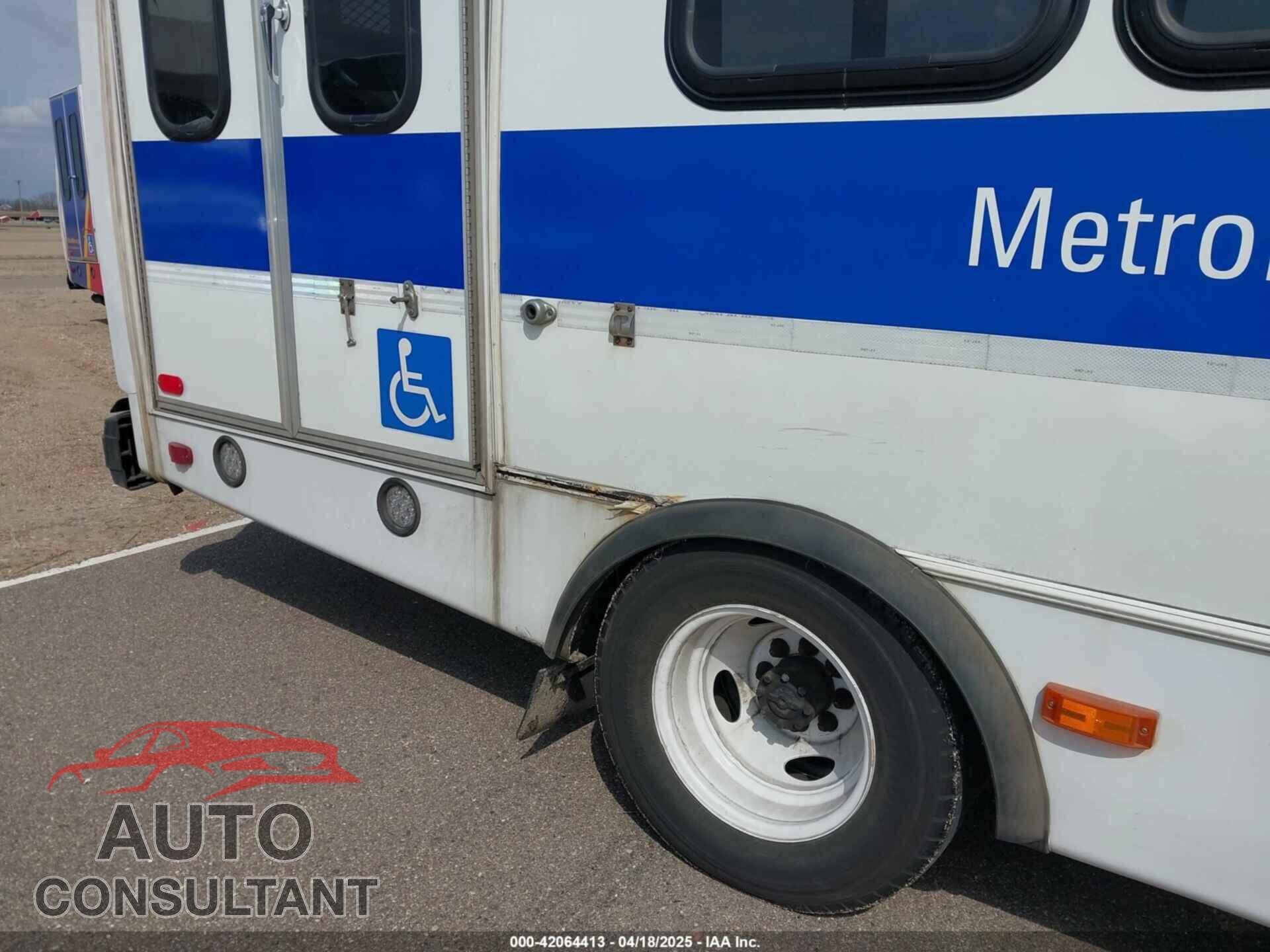 FORD E-450 CUTAWAY 2019 - 1FDFE4FS2KDC30982