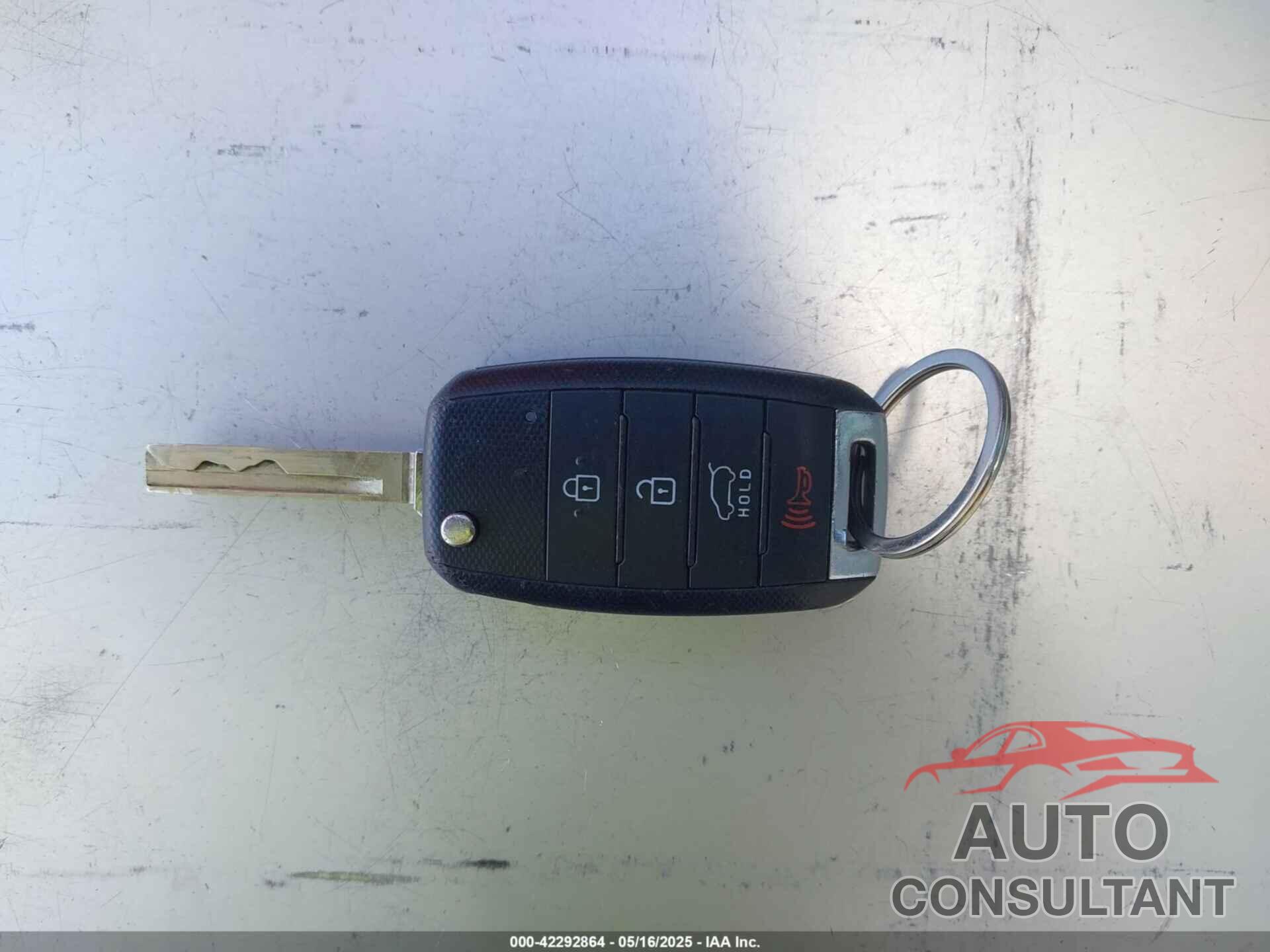 KIA SORENTO 2019 - 5XYPG4A51KG596857