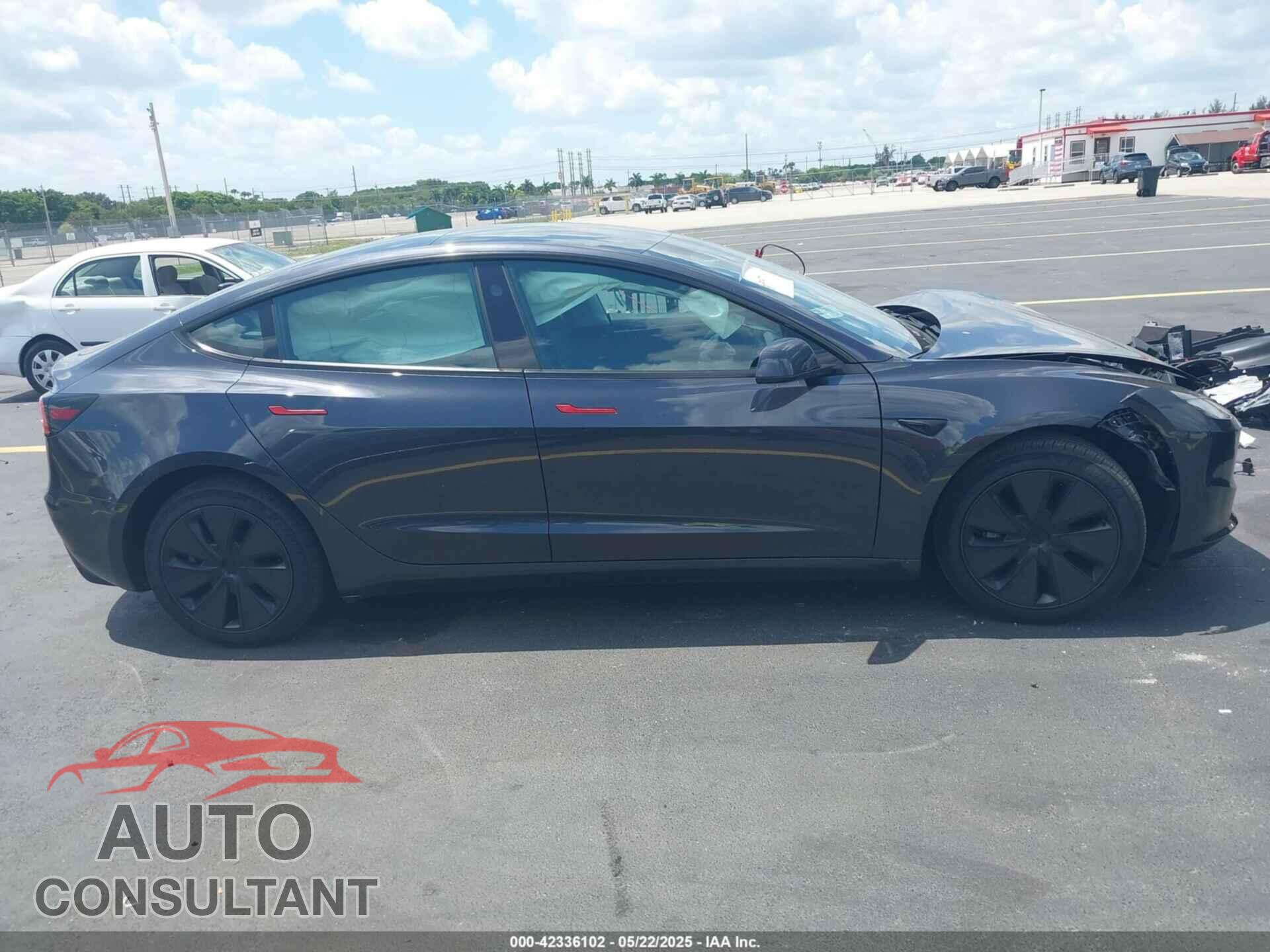 TESLA MODEL 3 2024 - 5YJ3E1EB8RF797501