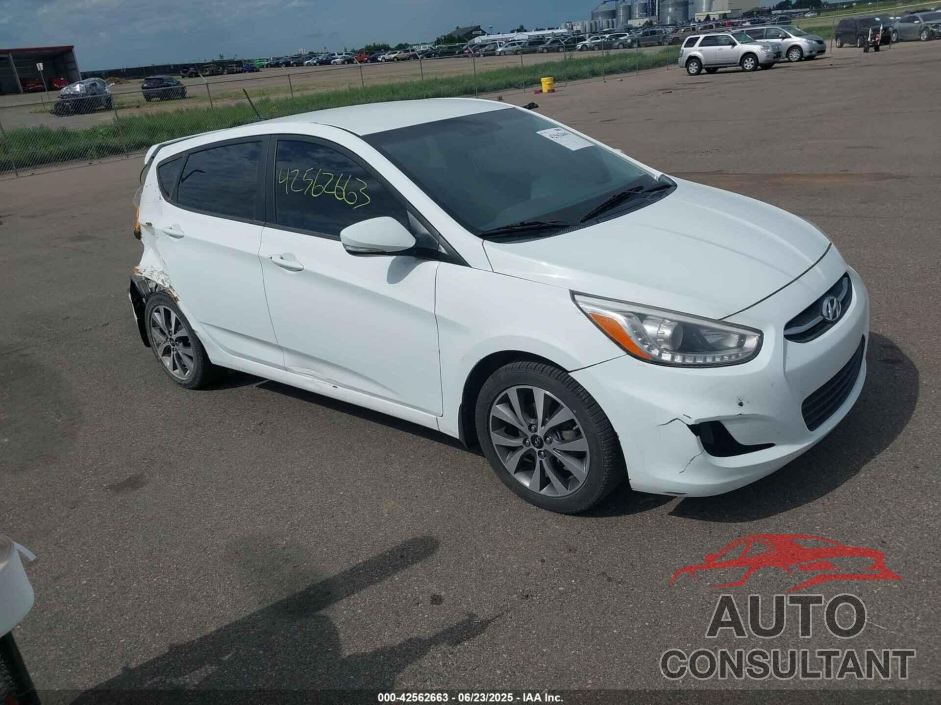 HYUNDAI ACCENT 2015 - KMHCU5AE3FU201204