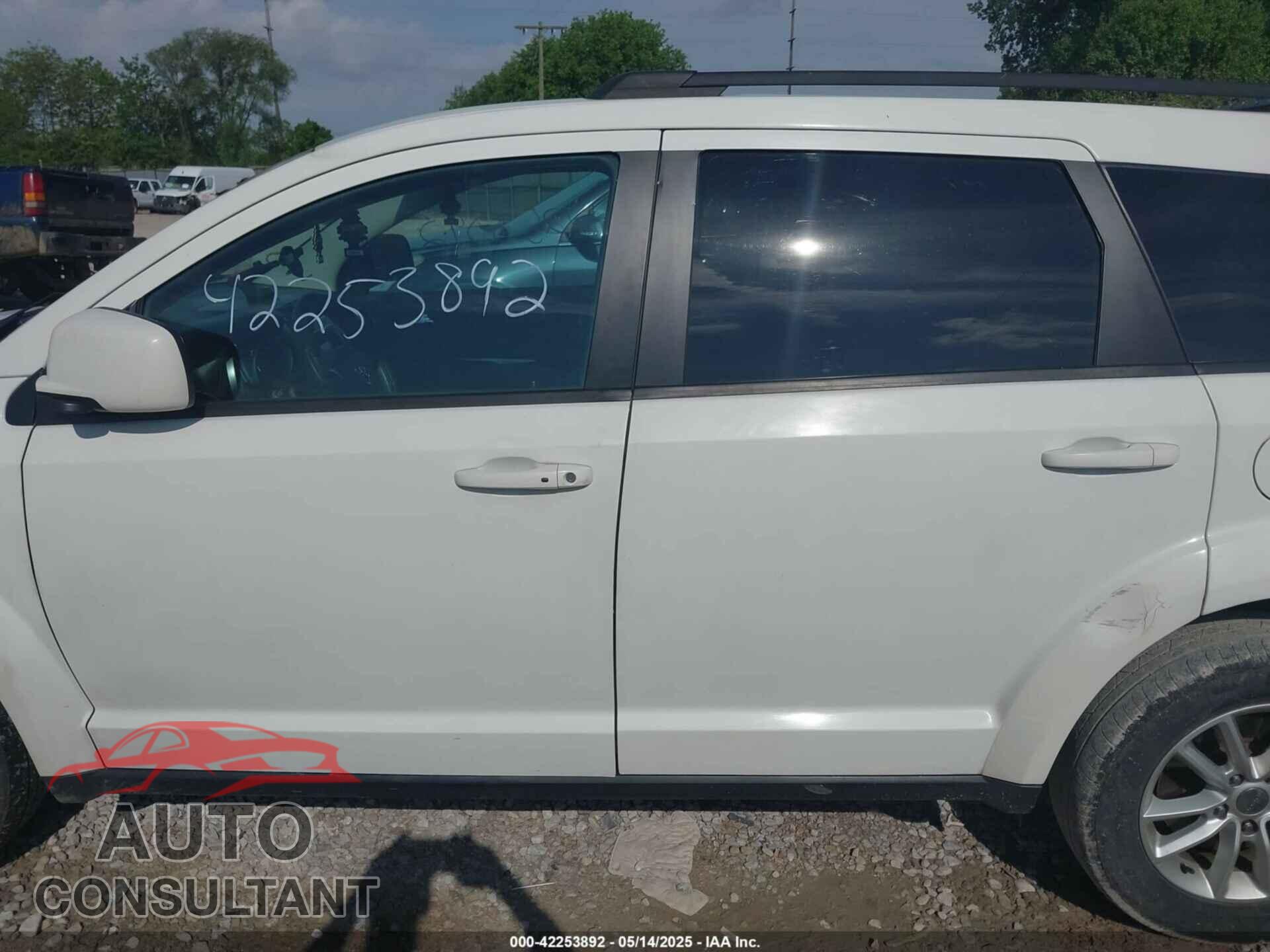 DODGE JOURNEY 2015 - 3C4PDCBG9FT726921
