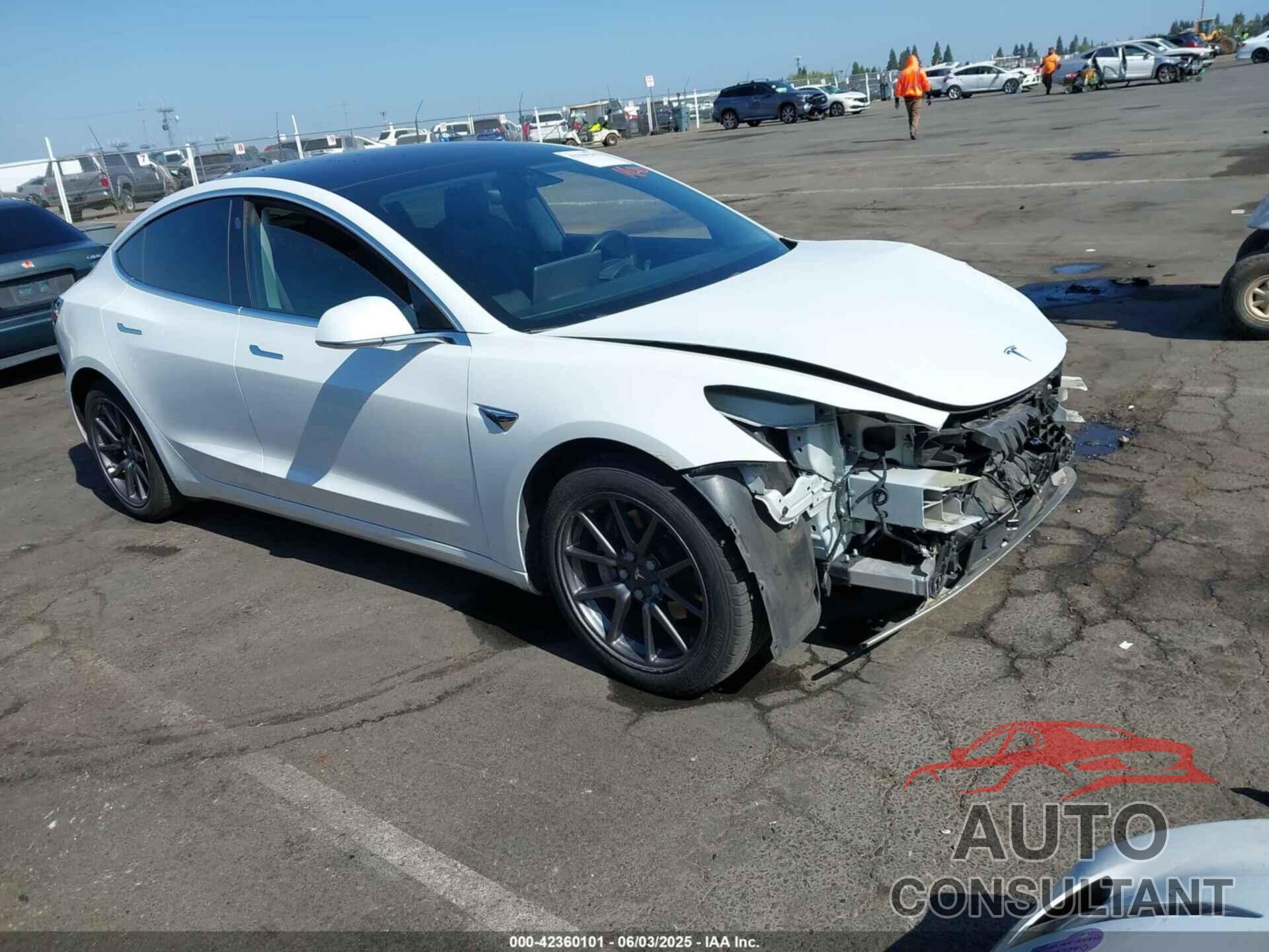 TESLA MODEL 3 2018 - 5YJ3E1EA1JF051001