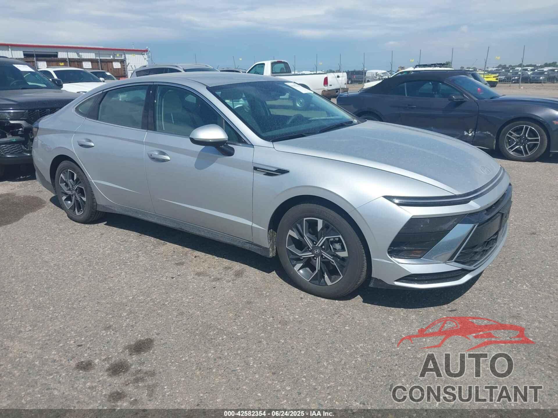 HYUNDAI SONATA 2025 - KMHL64JAXSA471091