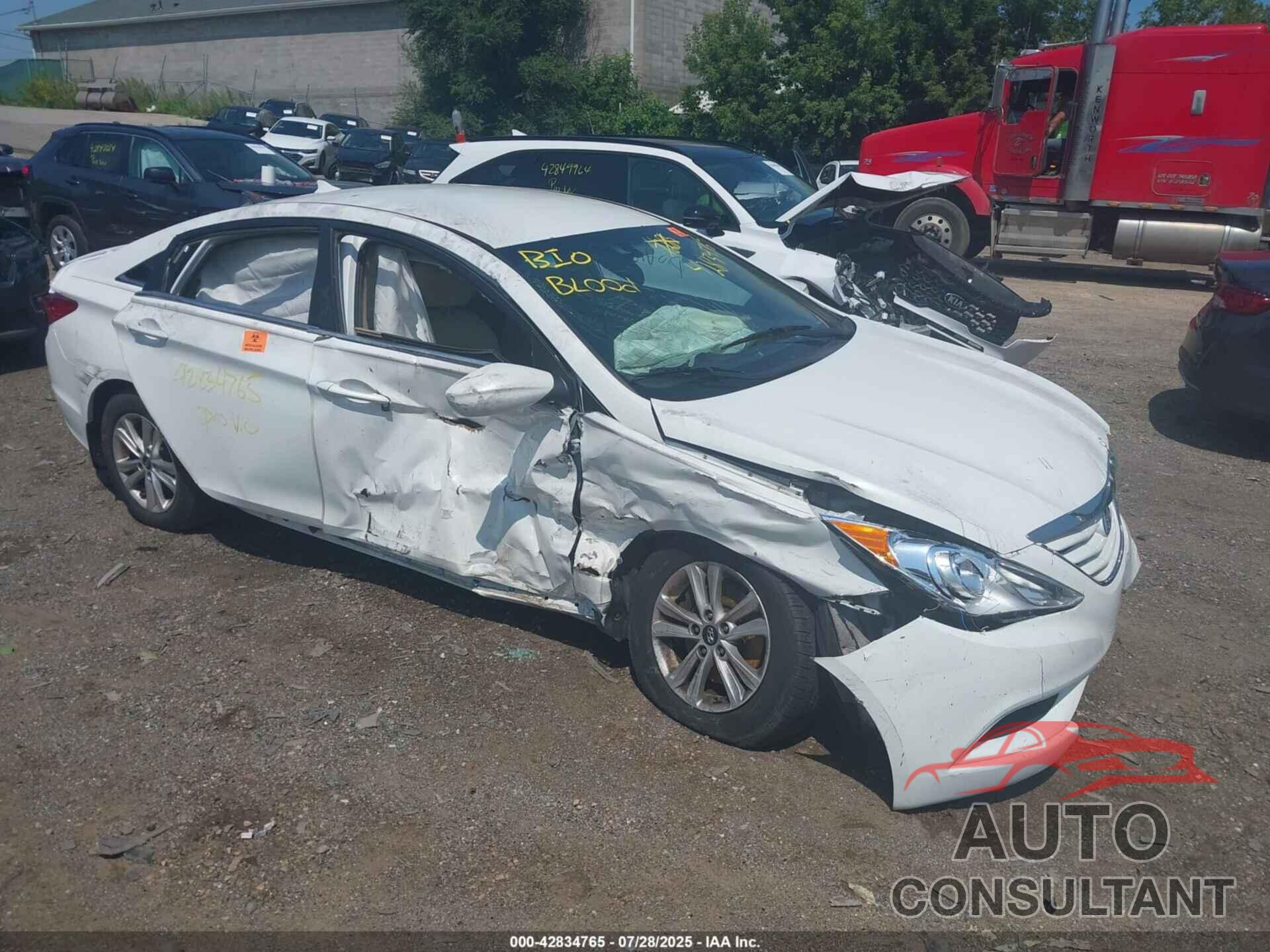 HYUNDAI SONATA 2013 - 5NPEB4AC3DH720448