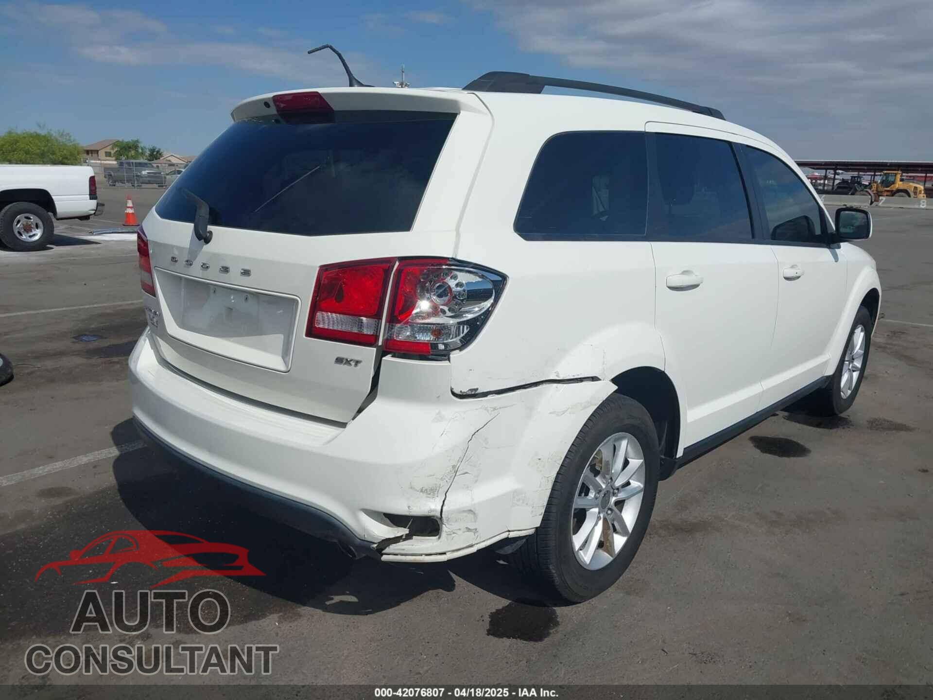 DODGE JOURNEY 2015 - 3C4PDCBG7FT530024
