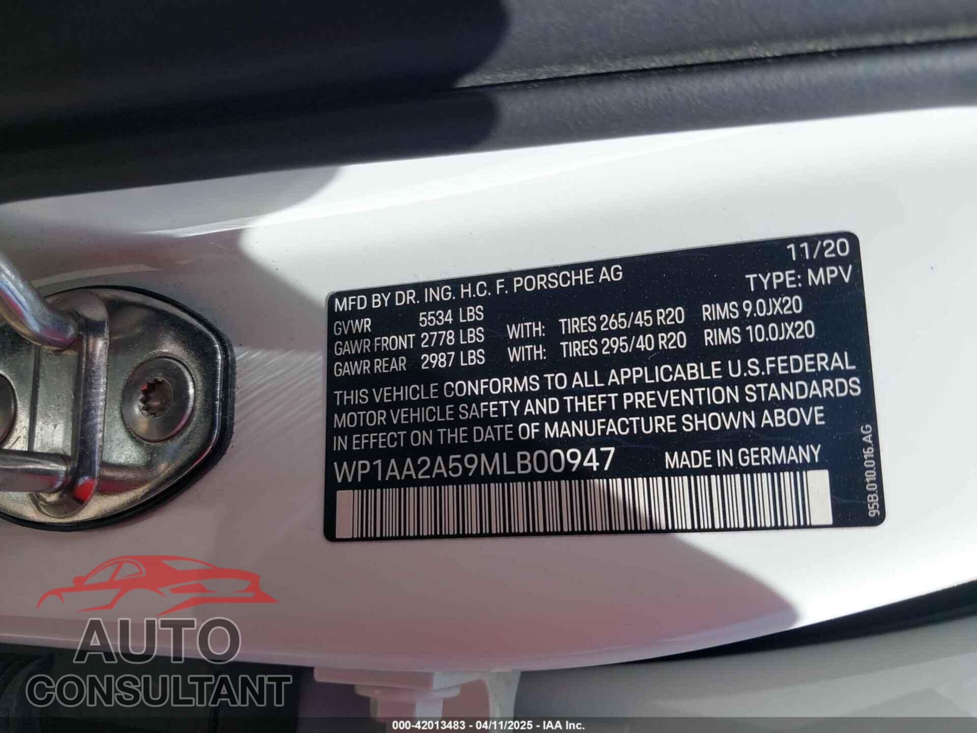 PORSCHE MACAN 2021 - WP1AA2A59MLB00947