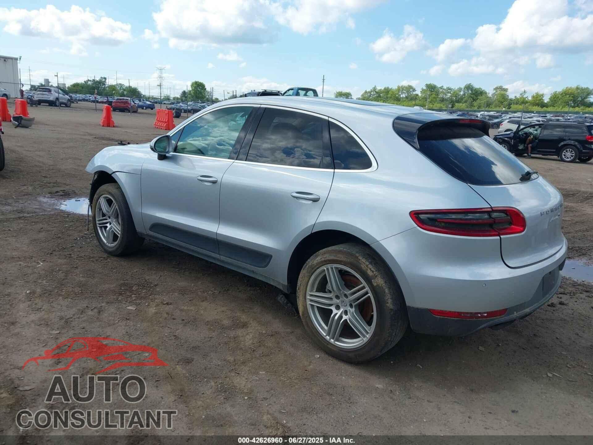 PORSCHE MACAN 2015 - WP1AB2A5XFLB59652