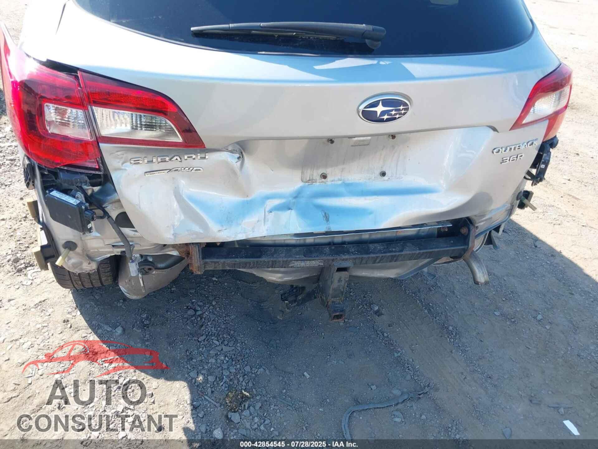 SUBARU OUTBACK 2017 - 4S4BSENC4H3422202