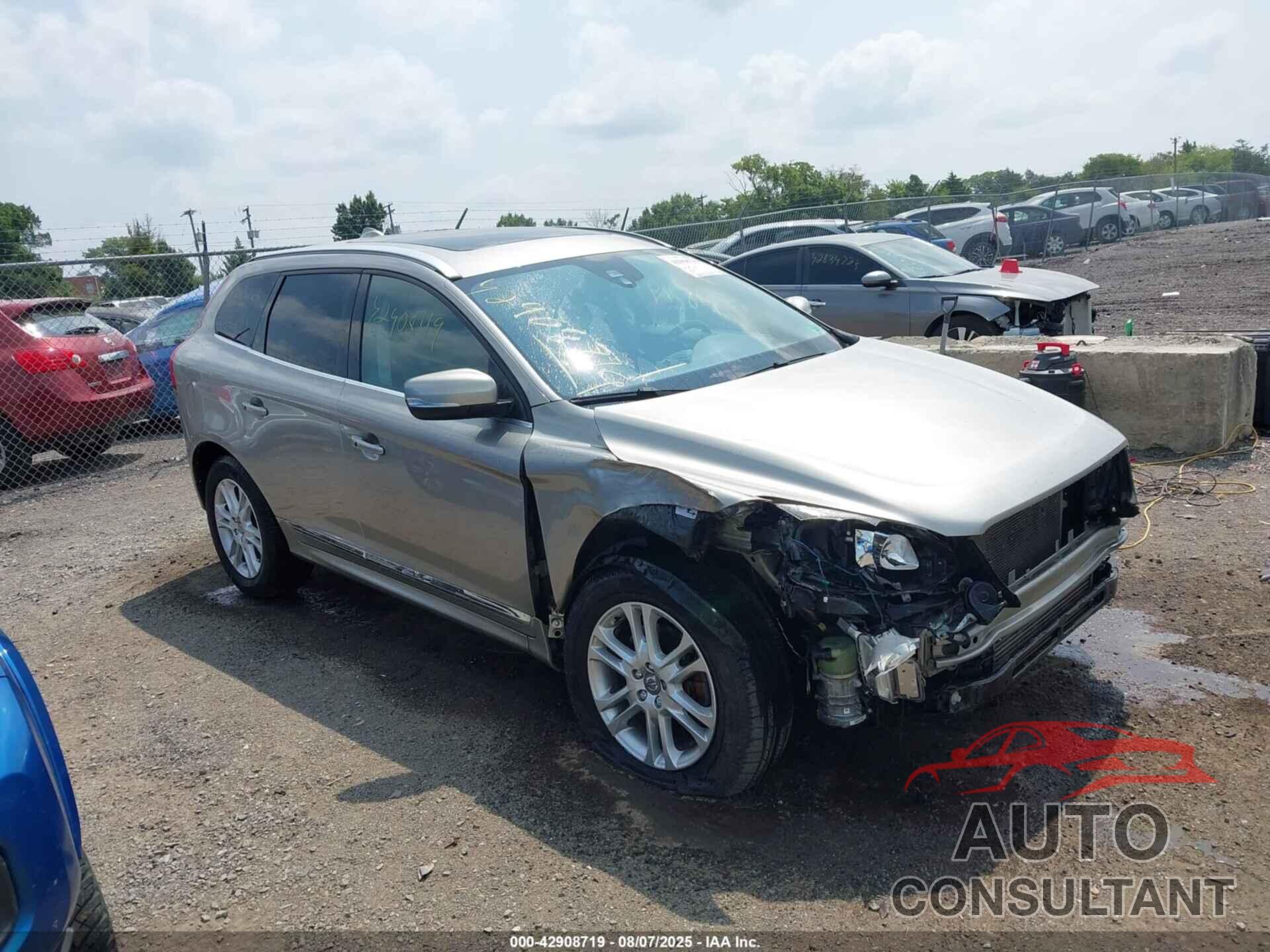 VOLVO XC60 2015 - YV440MDK1F2724620