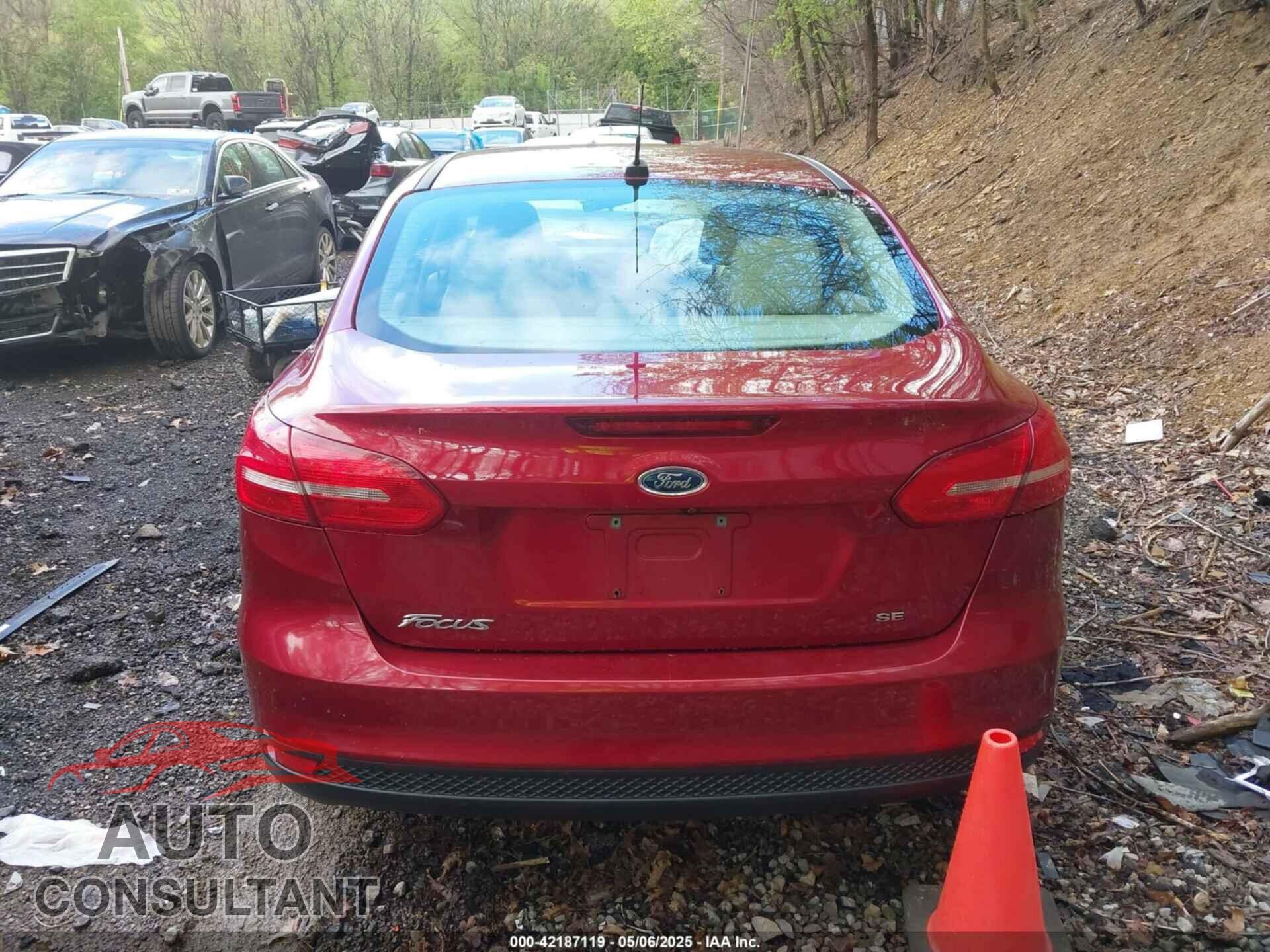 FORD FOCUS 2015 - 1FADP3F20FL292883