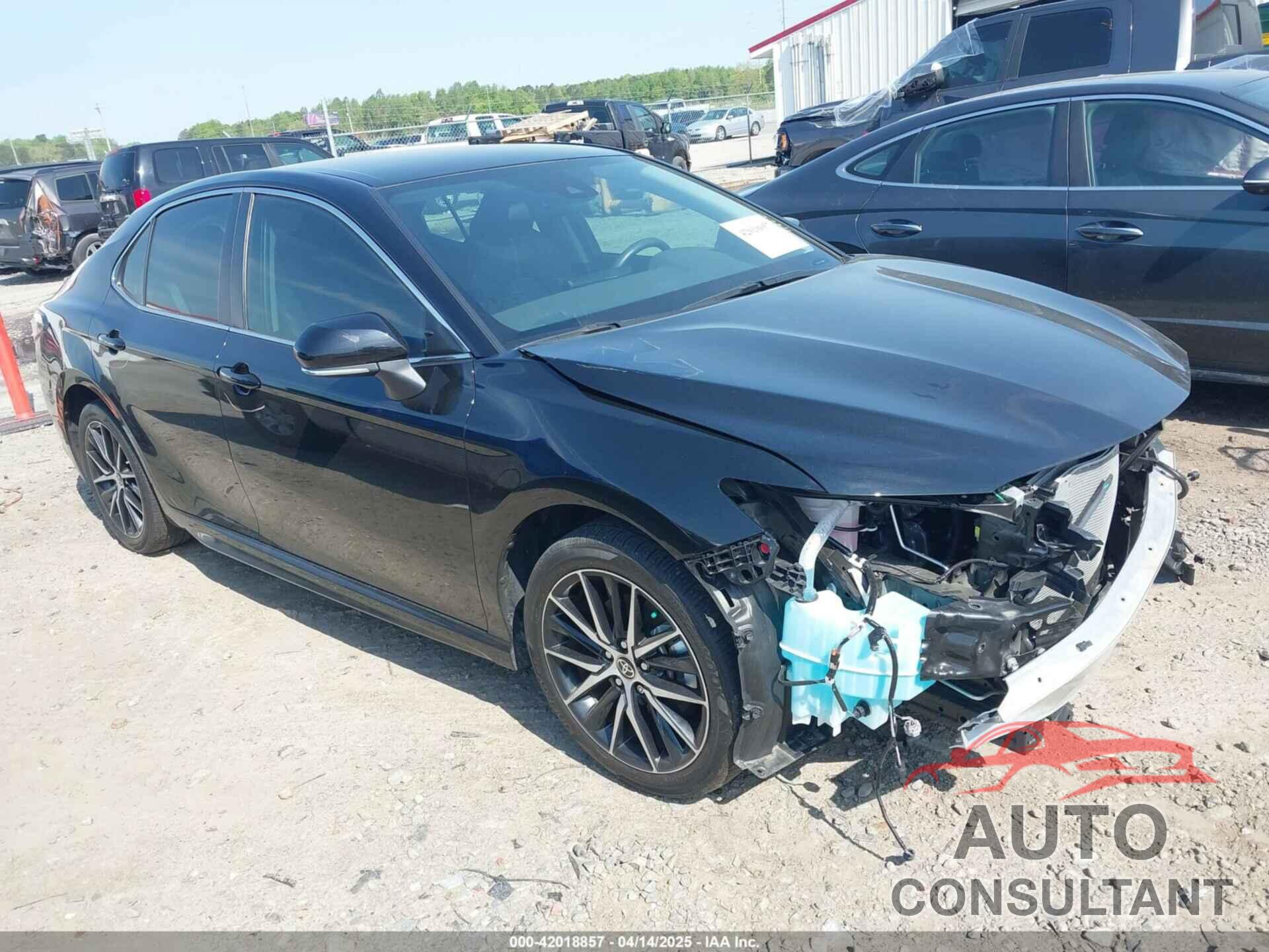 TOYOTA CAMRY 2023 - 4T1G11AK7PU768431