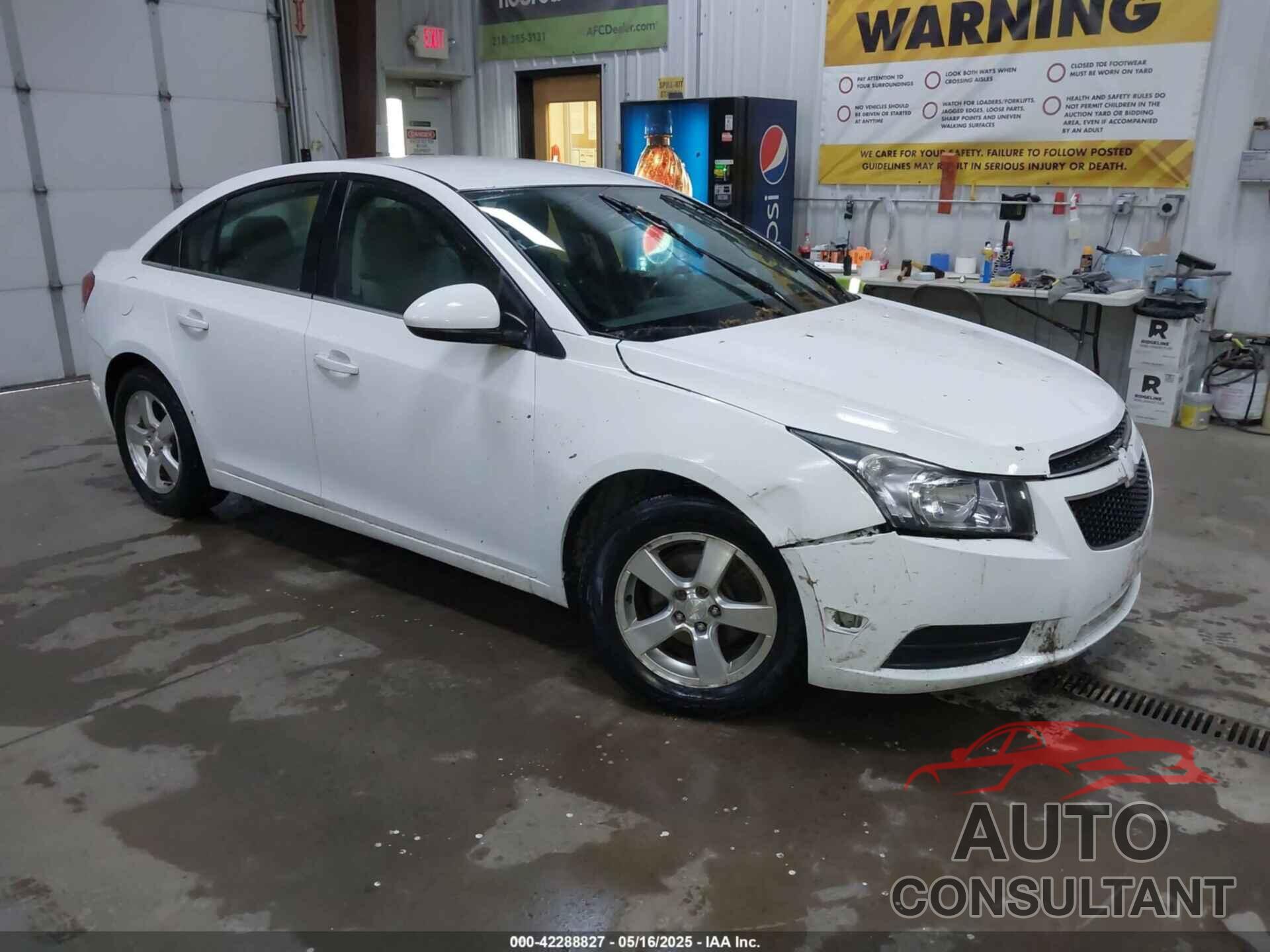 CHEVROLET CRUZE 2013 - 1G1PC5SB4D7179893