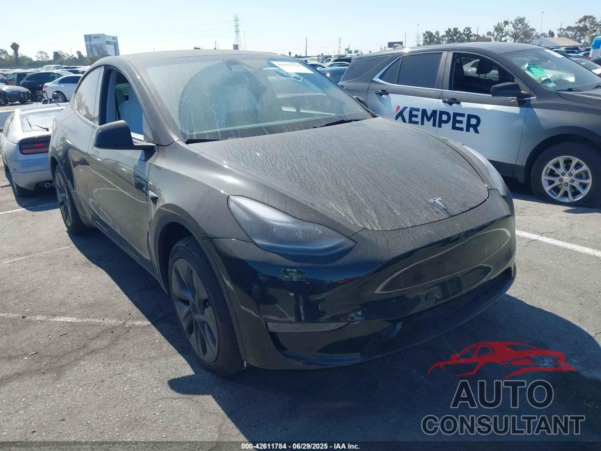 TESLA MODEL Y 2024 - 7SAYGDED5RF126518