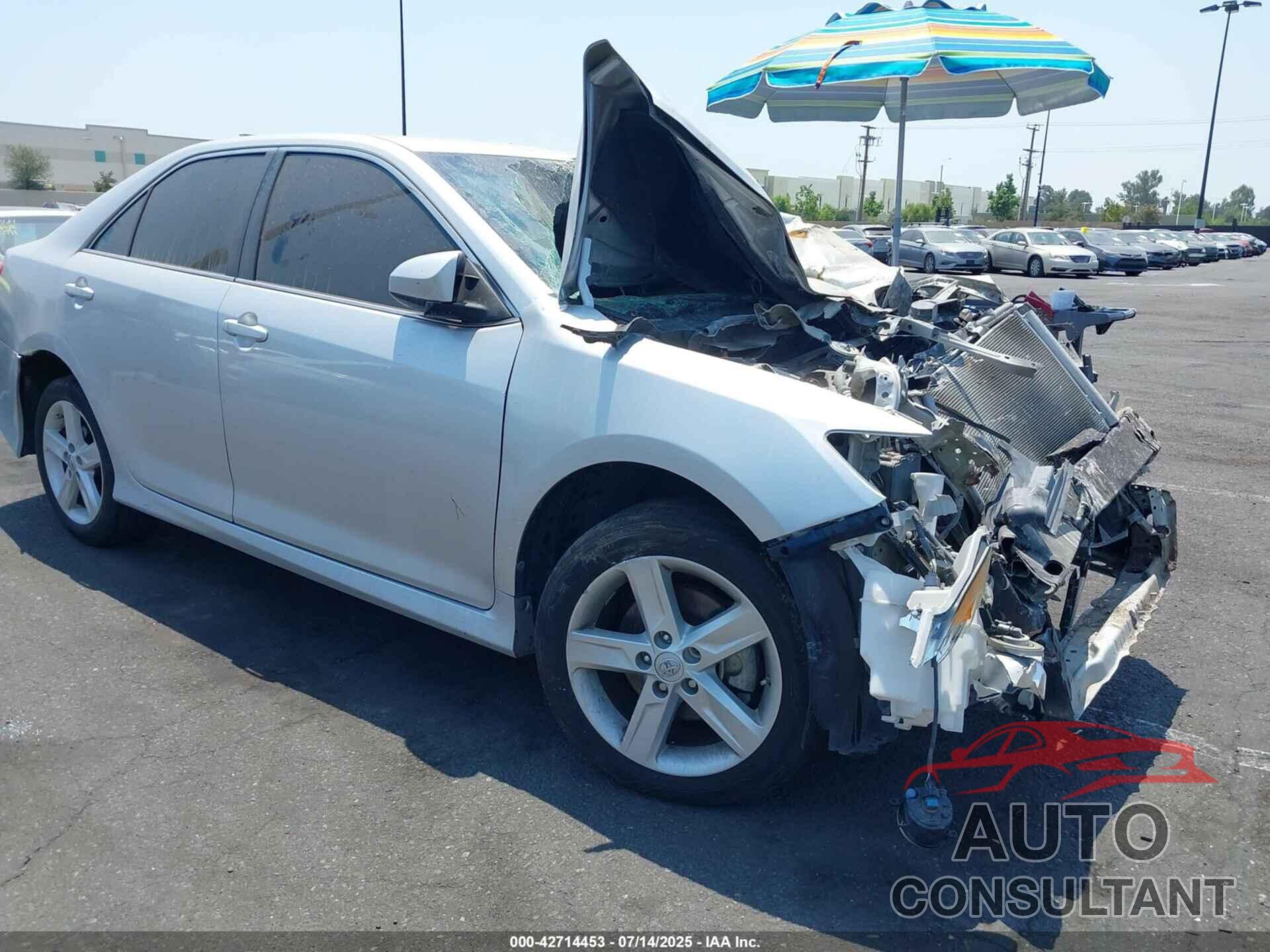 TOYOTA CAMRY 2014 - 4T1BF1FK8EU804077