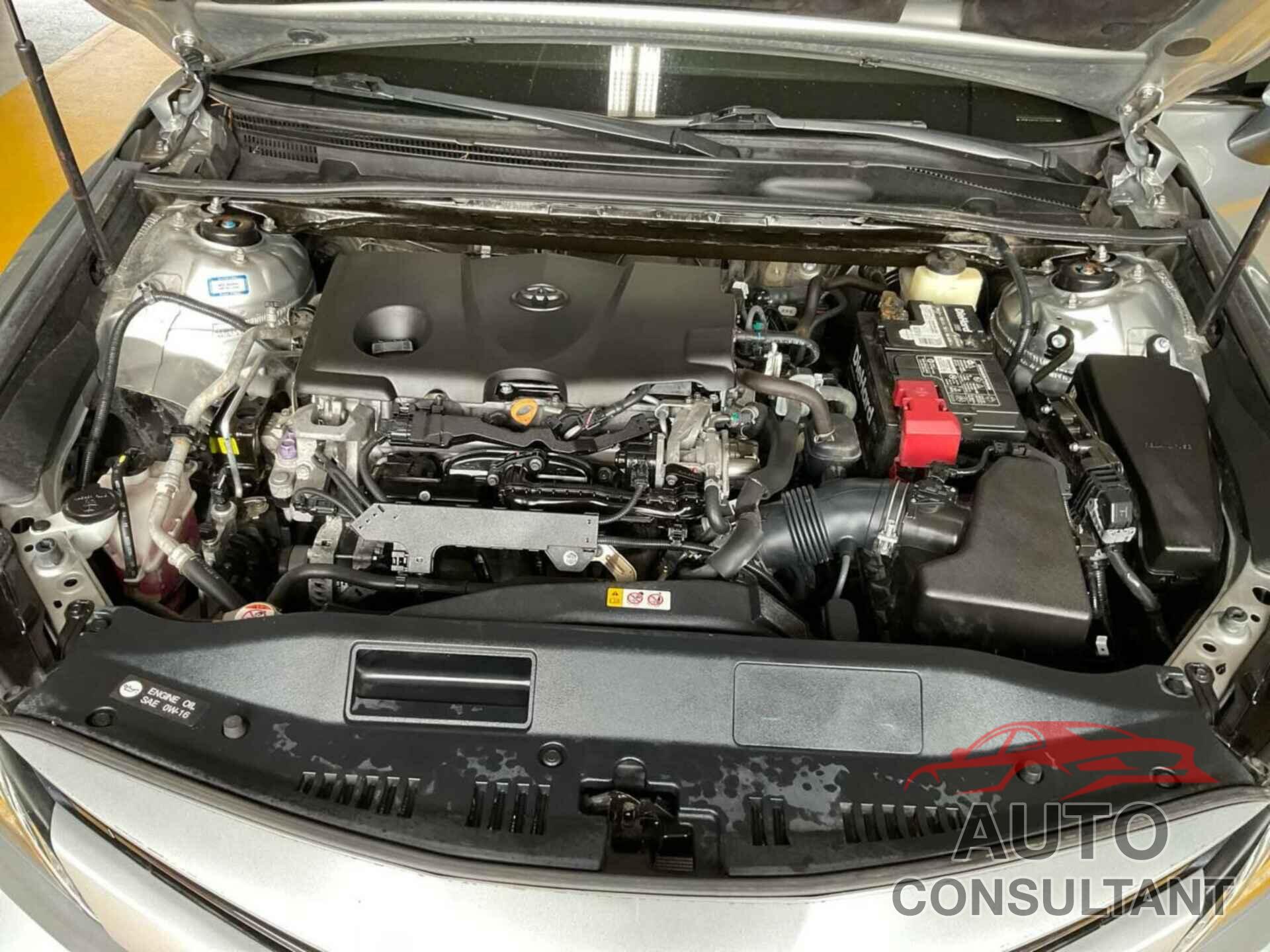 TOYOTA CAMRY 2018 - 4T1B11HK8JU027566