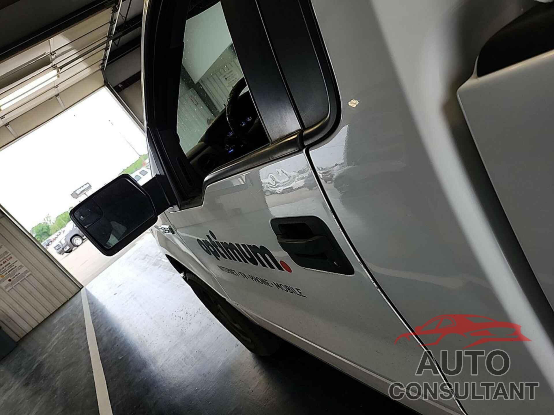 FORD F150 2013 - 1FTMF1CM0DKE94584