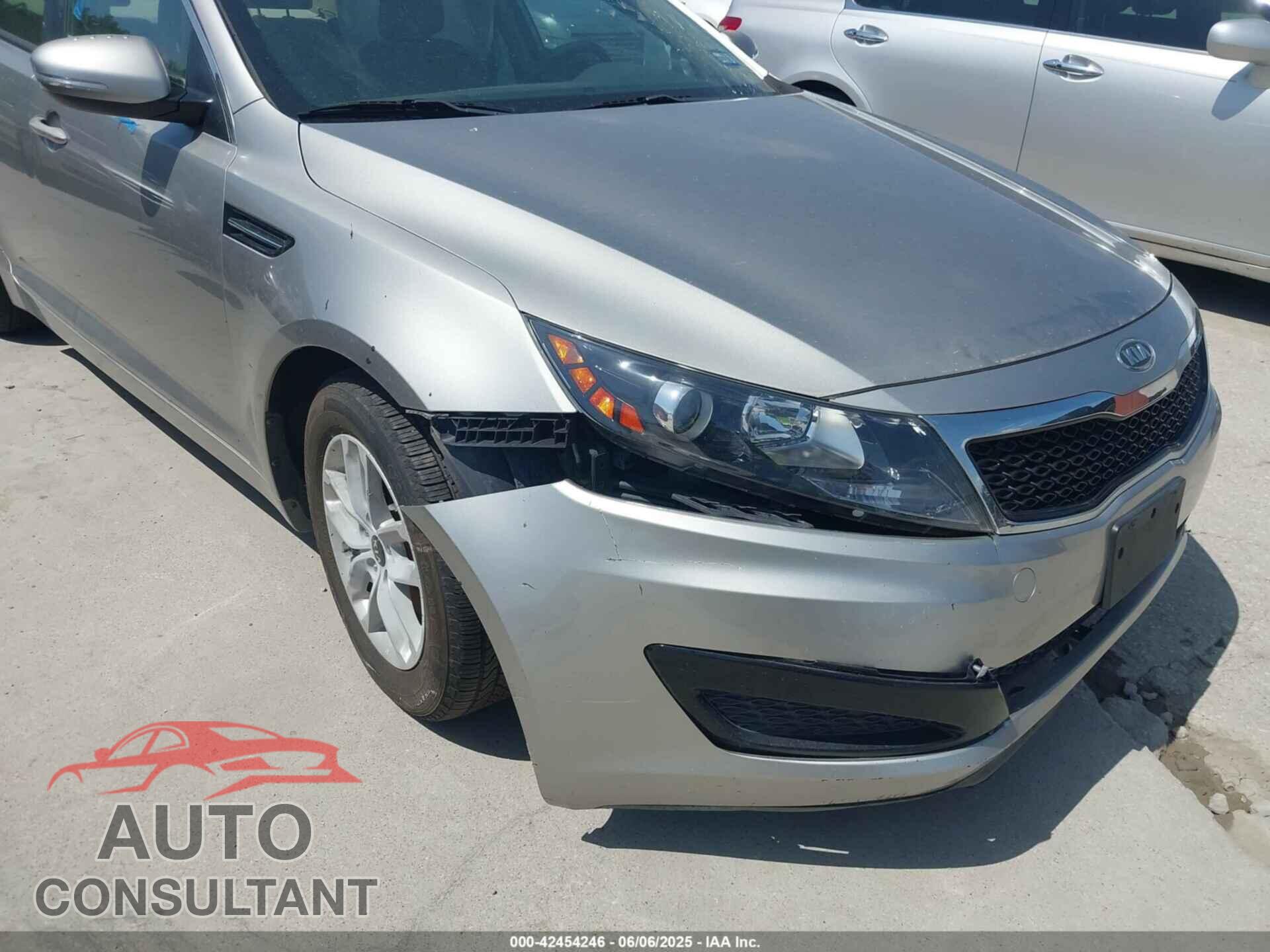 KIA OPTIMA 2011 - KNAGM4A79B5055992