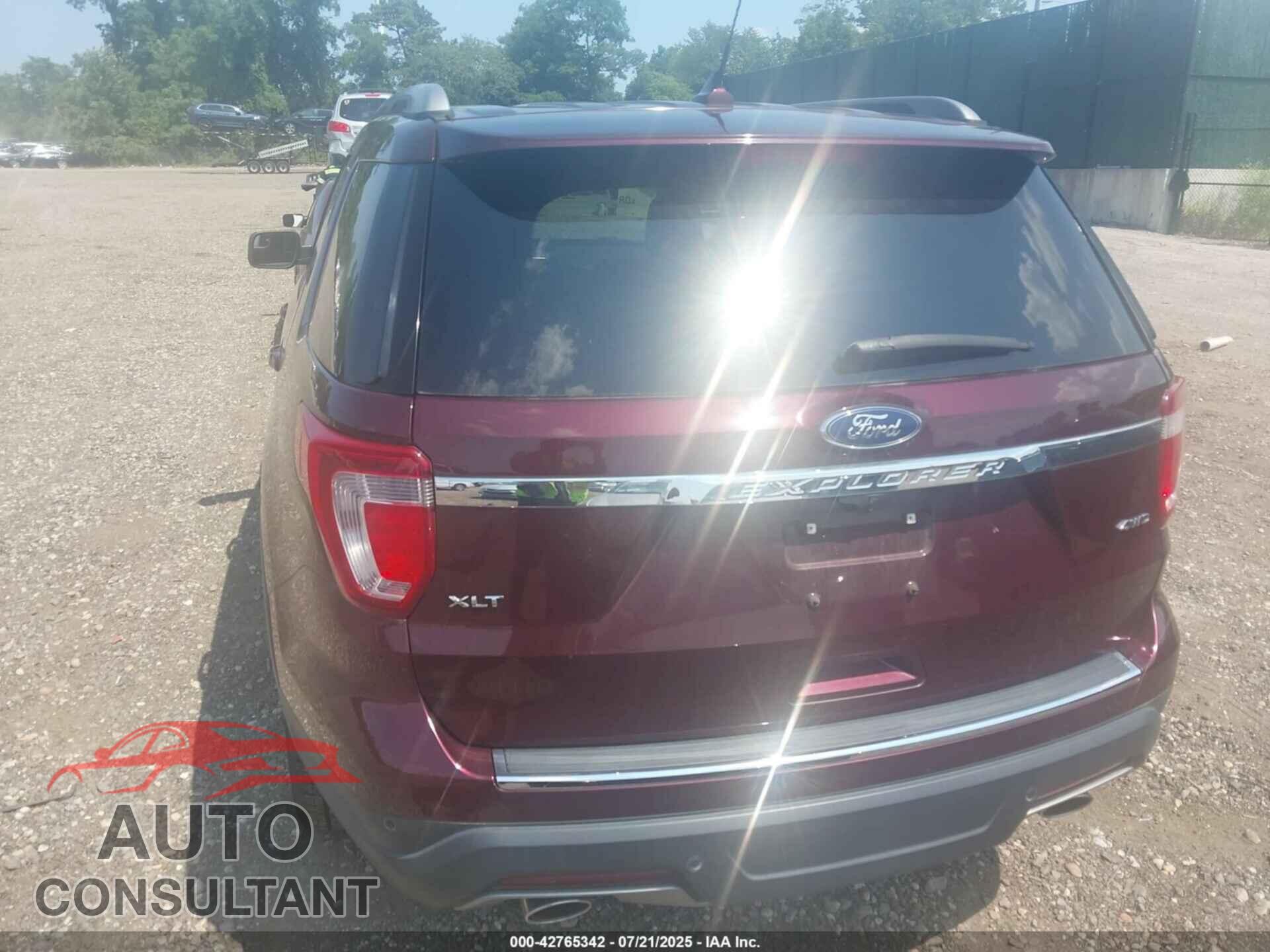 FORD EXPLORER 2018 - 1FM5K8D82JGB82903