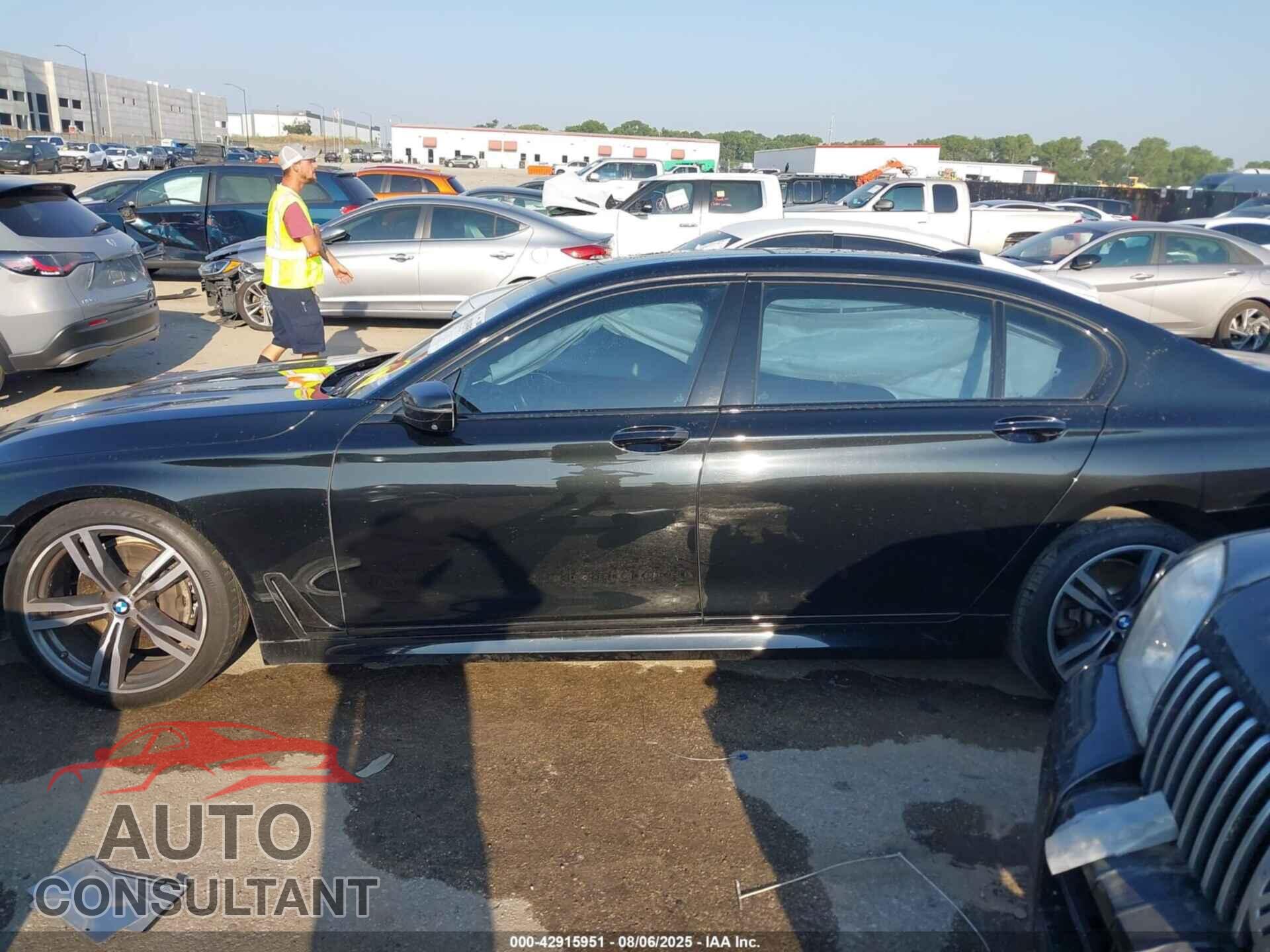BMW 740I 2019 - WBA7E2C59KB217750