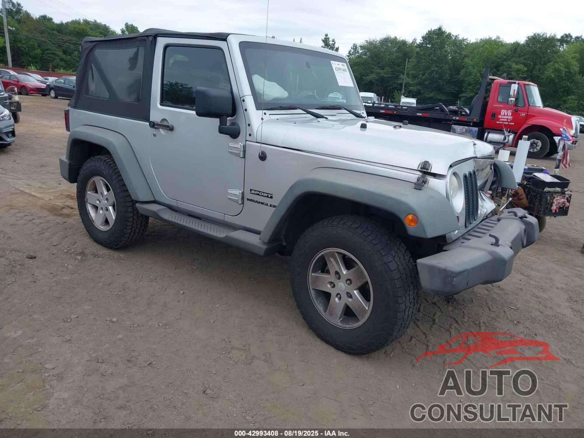 JEEP WRANGLER 2011 - 1J4AA2D10BL528892