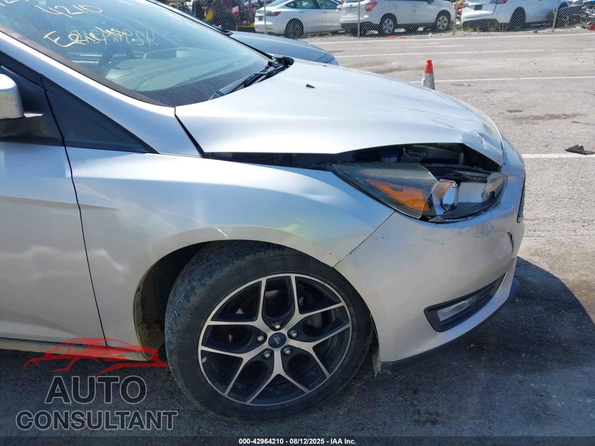 FORD FOCUS 2017 - 1FADP3FE2HL236103