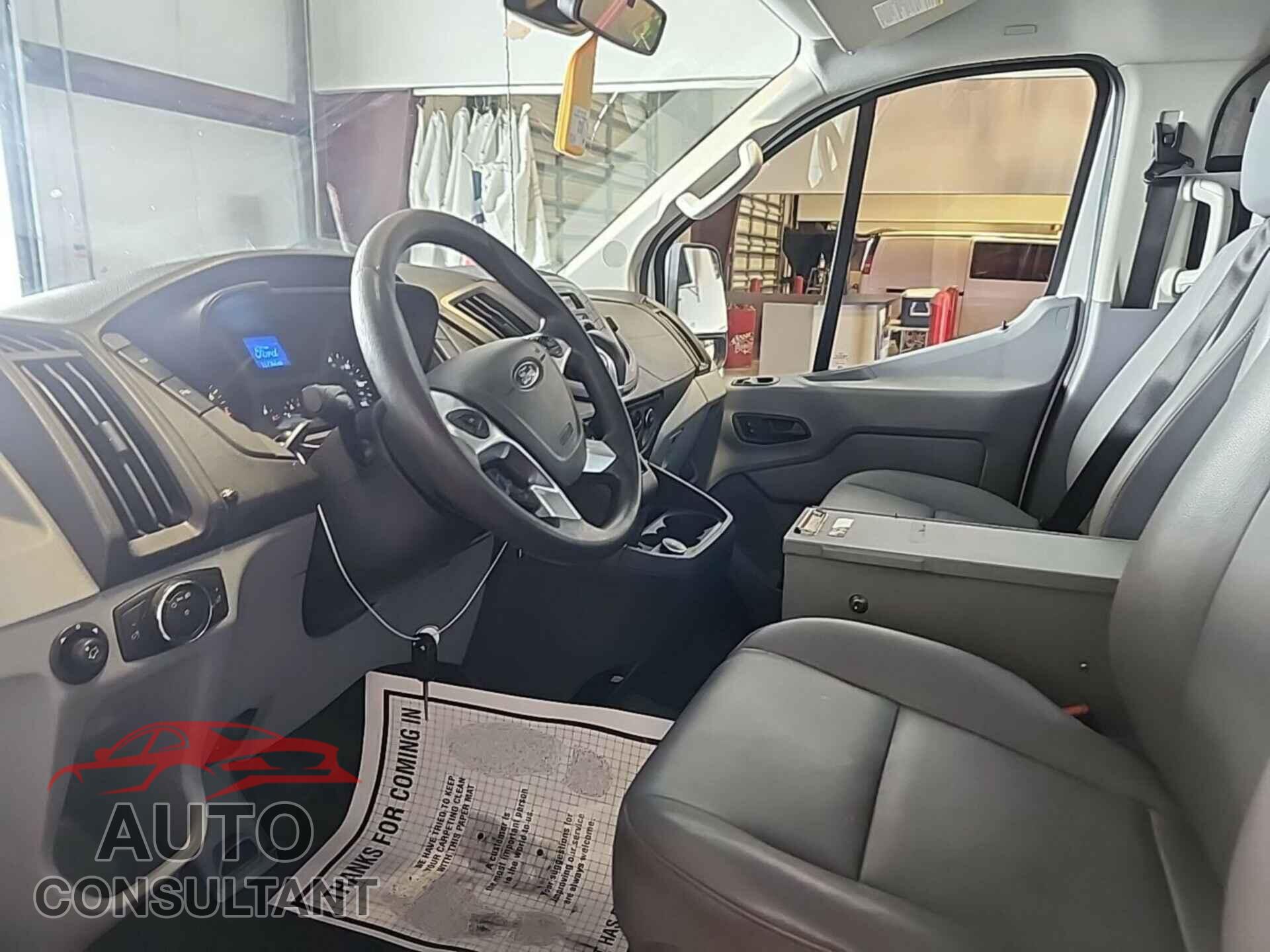 FORD TRANSIT 2018 - 1FTYE1YM1JKB52182
