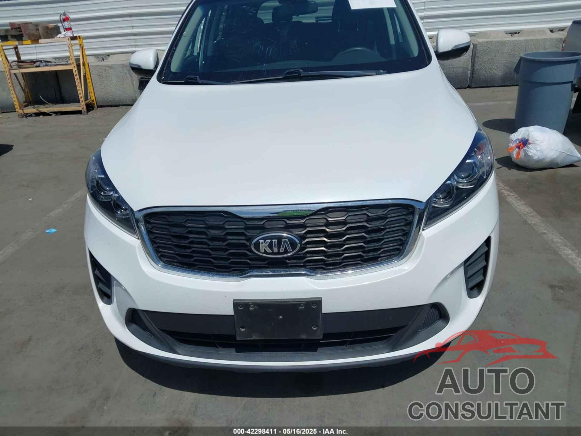 KIA SORENTO 2019 - 5XYPG4A38KG550585