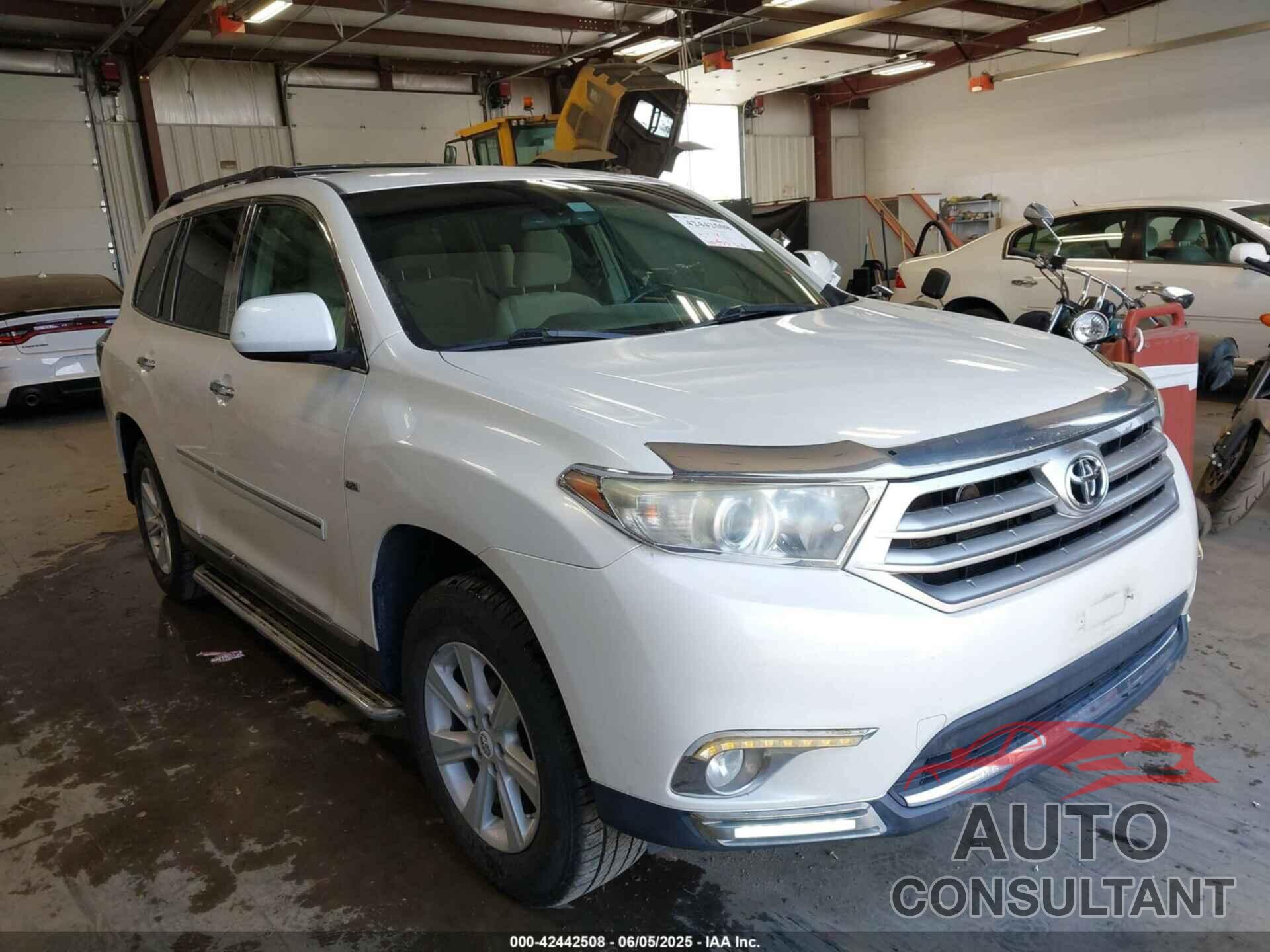 TOYOTA HIGHLANDER 2013 - 5TDZA3EH7DS034959