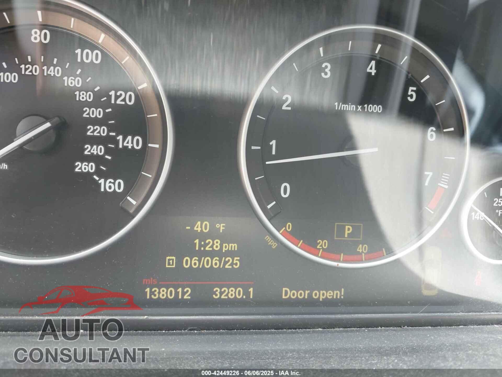 BMW 528I 2011 - WBAFR1C51BC739809