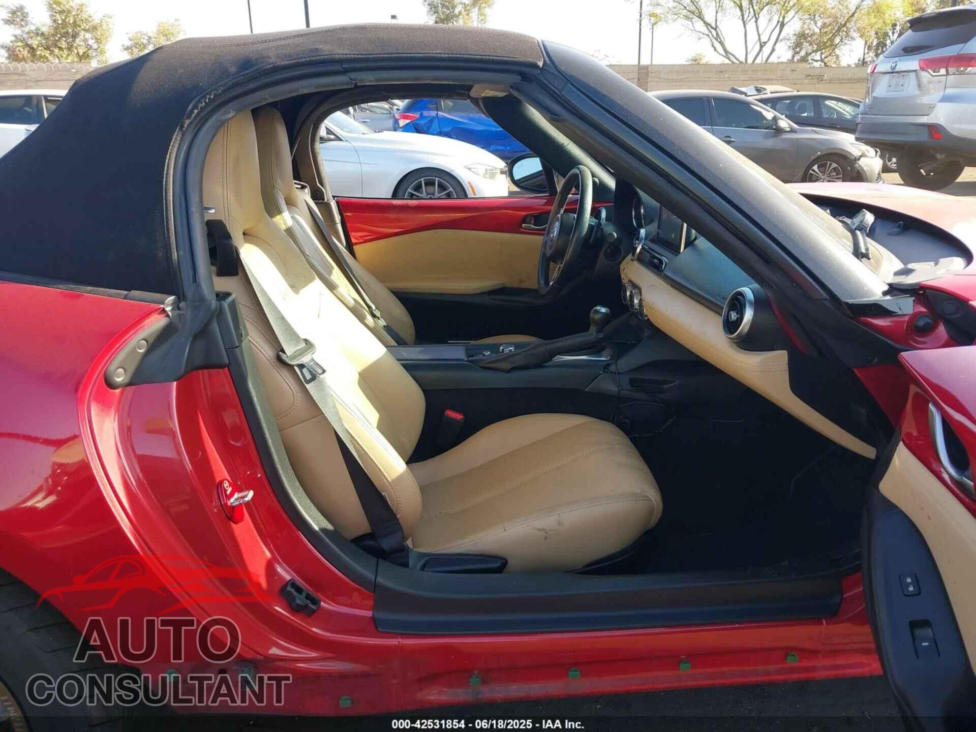 MAZDA MX-5 MIATA 2016 - JM1NDAD73G0100806