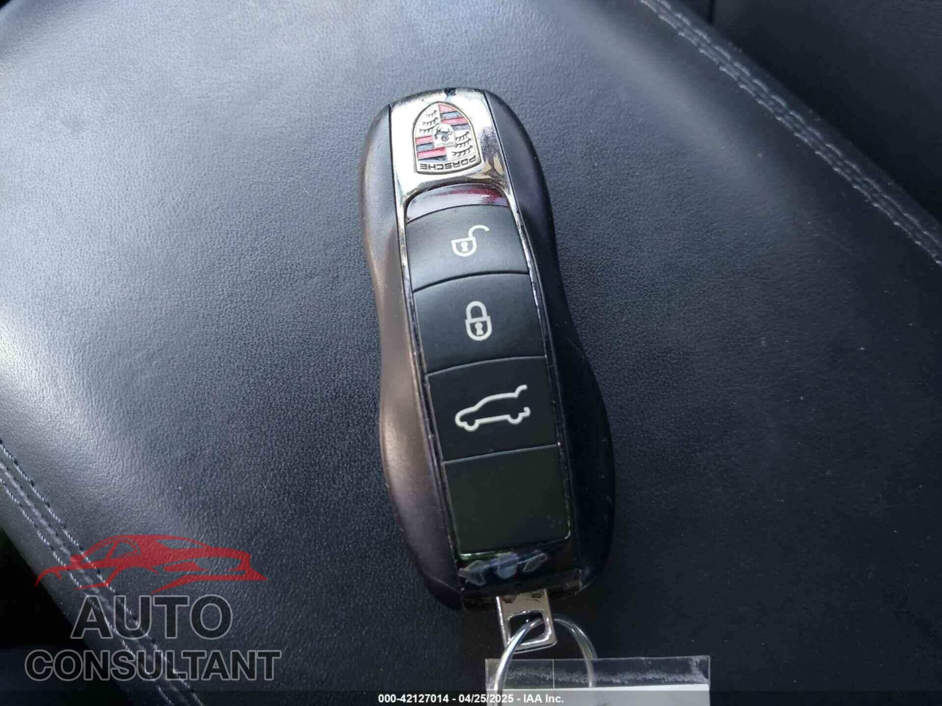 PORSCHE MACAN 2017 - WP1AG2A56HLB54856