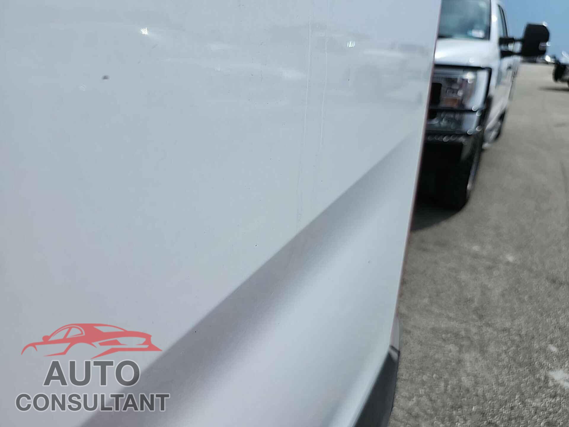 FORD TRANSIT 2019 - 1FTYR1YG2KKB08577