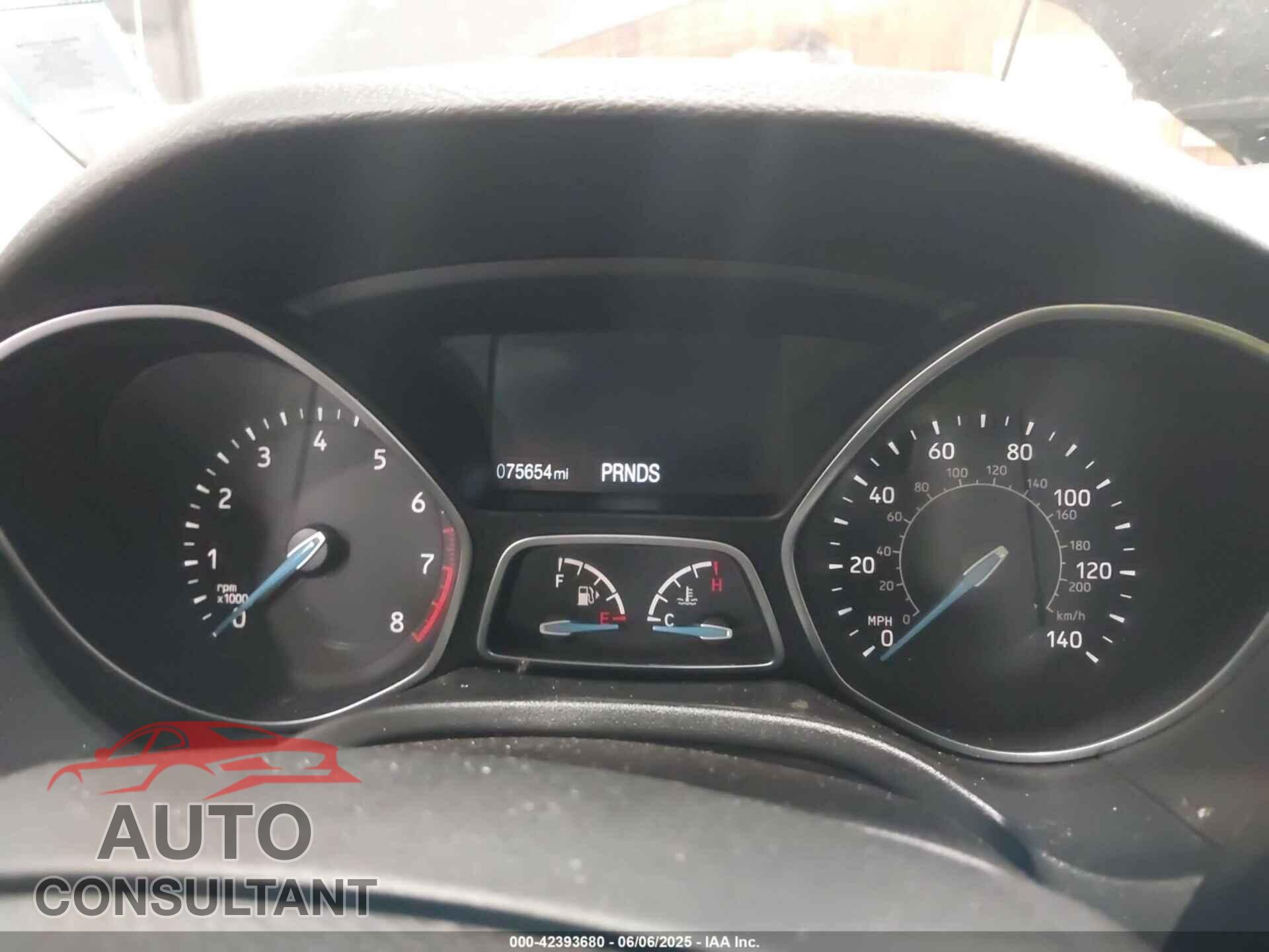 FORD FOCUS 2015 - 1FADP3K23FL209498