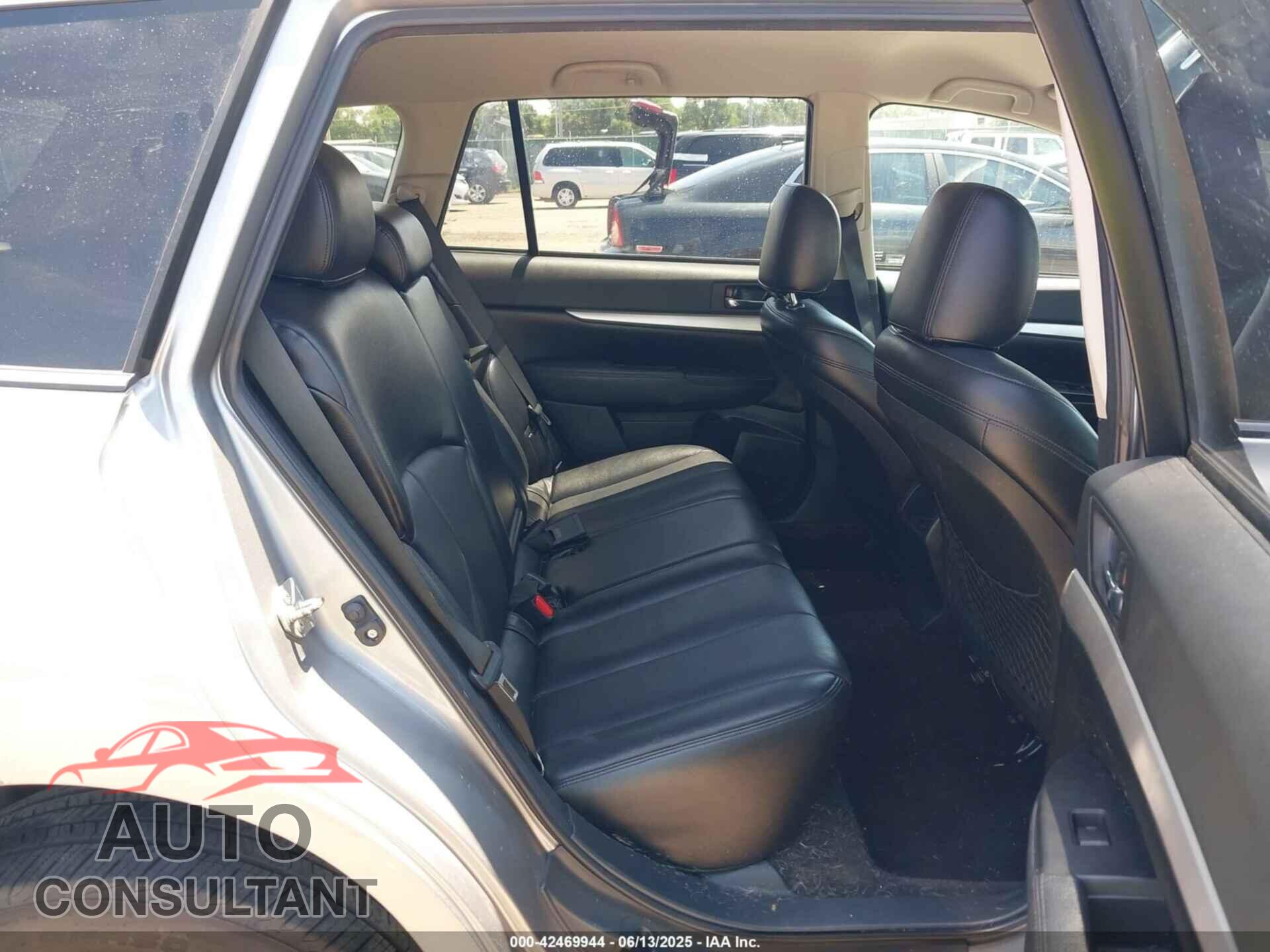 SUBARU OUTBACK 2011 - 4S4BRBCC8B3422823