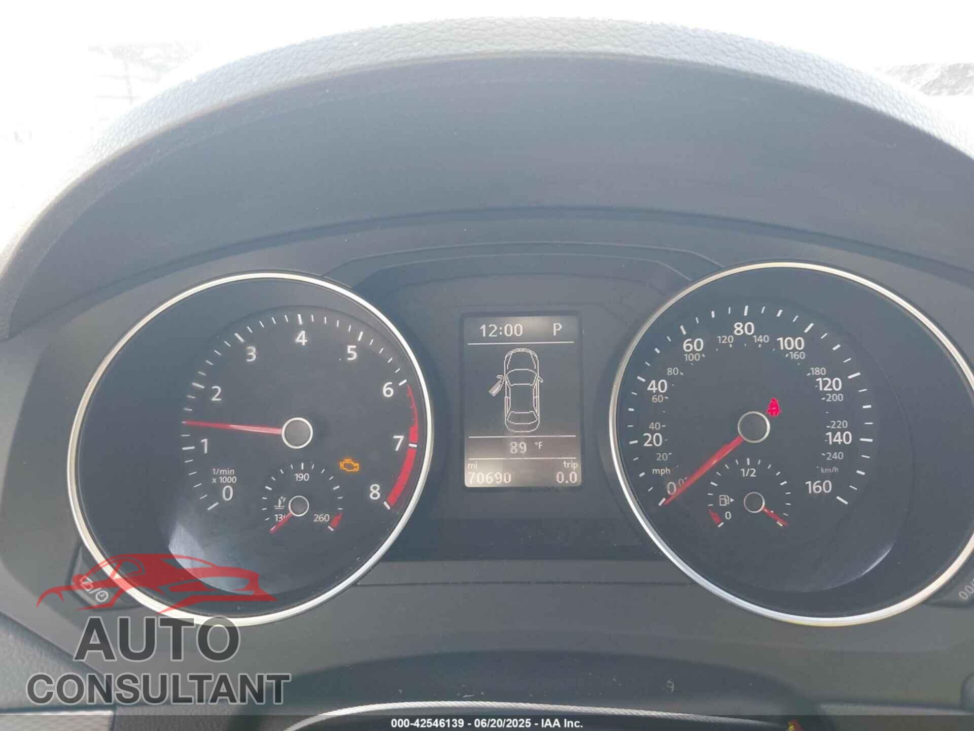 VOLKSWAGEN JETTA 2017 - 3VWDB7AJ7HM399345
