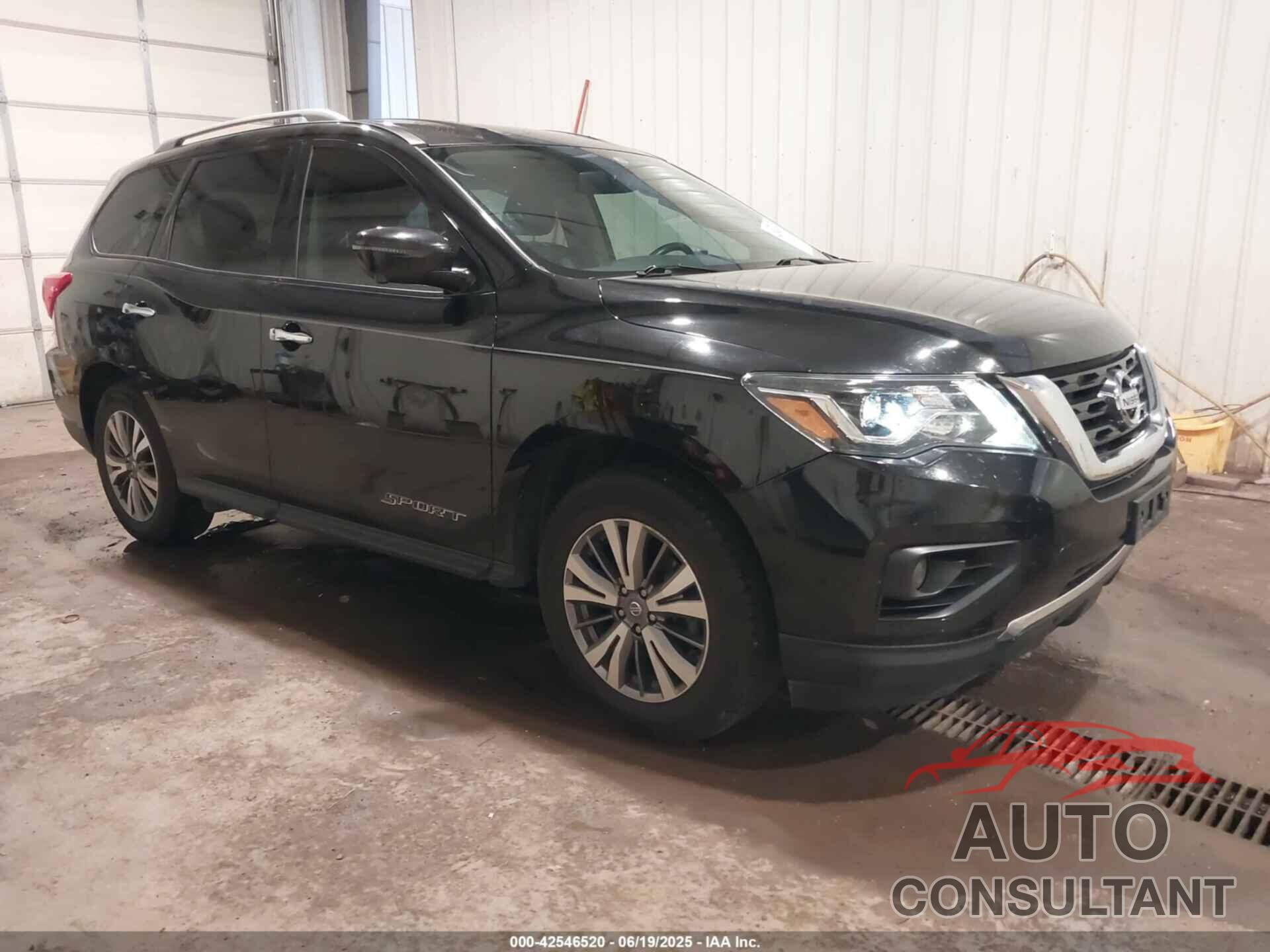 NISSAN PATHFINDER 2020 - 5N1DR2CM1LC584442