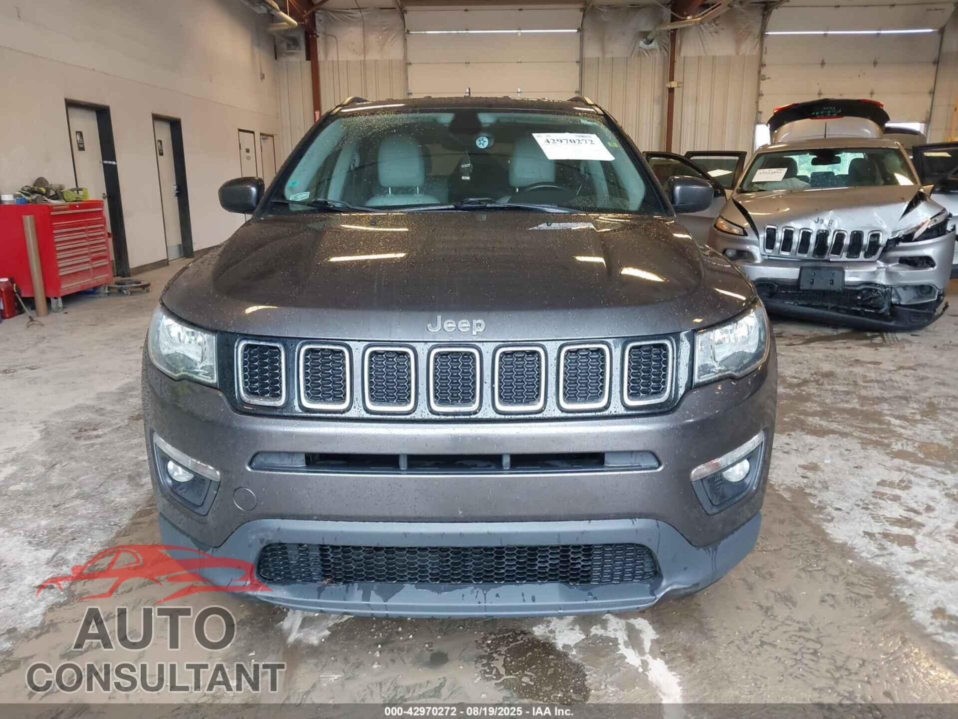 JEEP COMPASS 2018 - 3C4NJDBBXJT350510