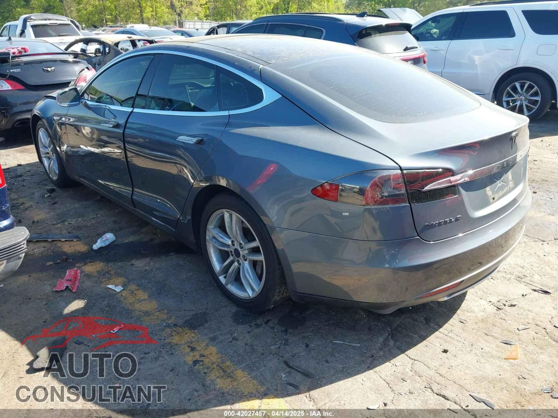 TESLA MODEL S 2014 - 5YJSA1S12EFP41227