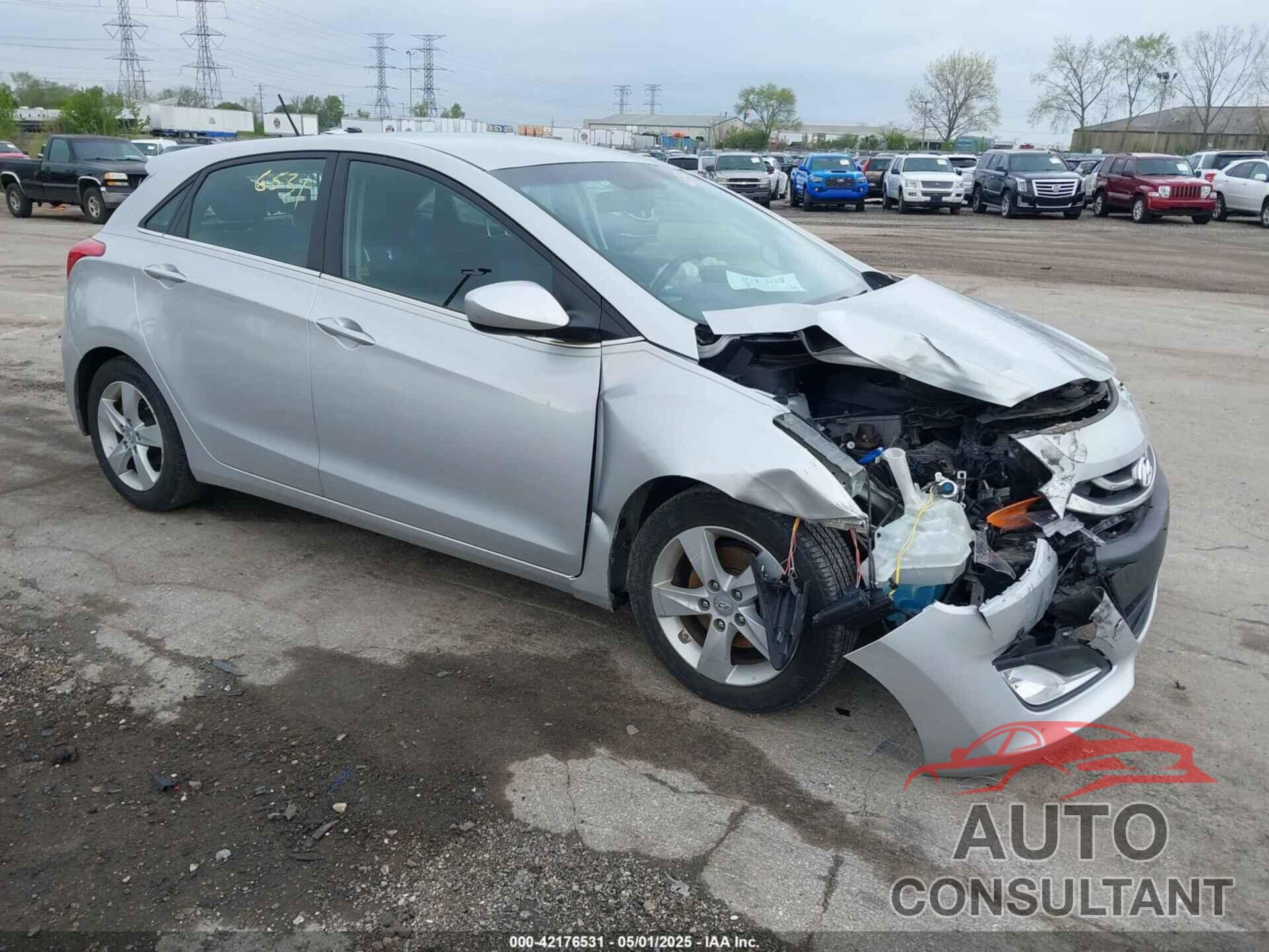 HYUNDAI ELANTRA GT 2014 - KMHD35LHXEU170157
