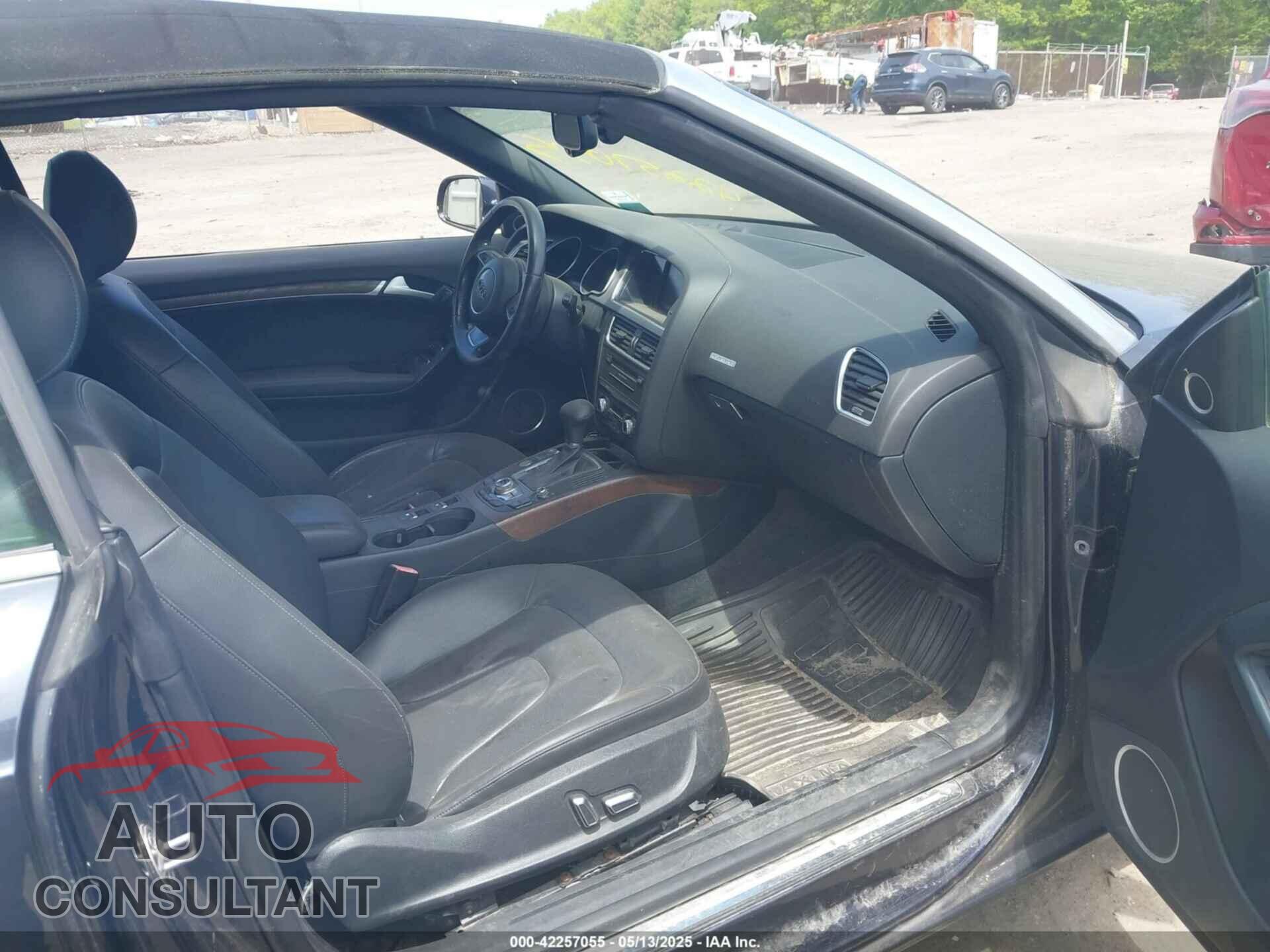 AUDI A5 2013 - WAULFAFH3DN009568