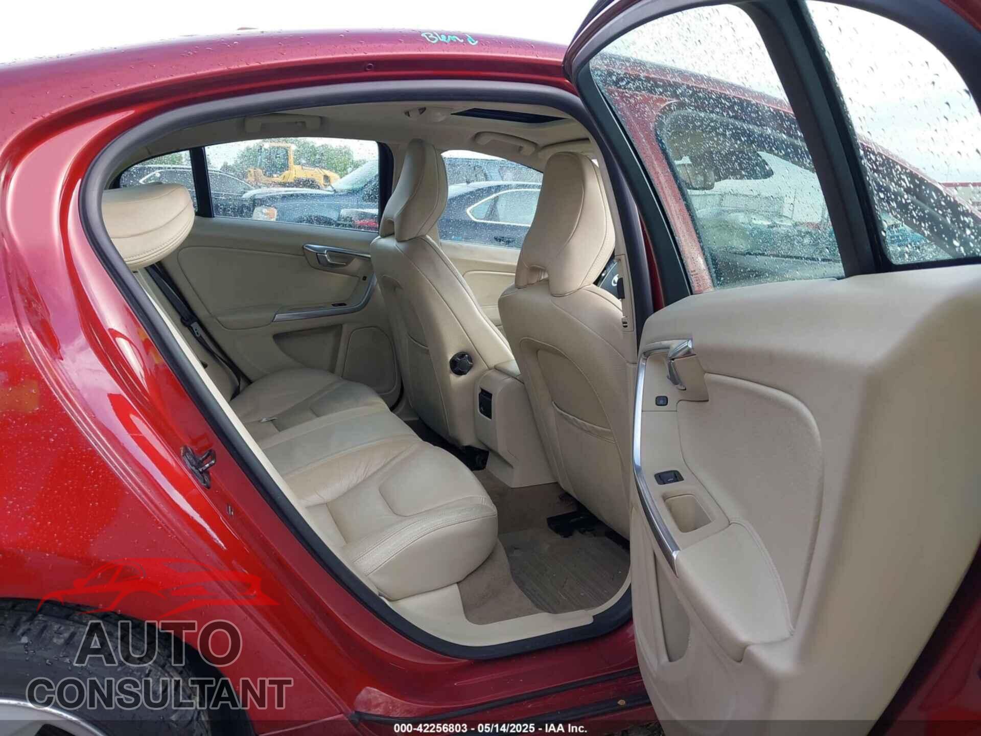 VOLVO S60 2012 - YV1622FSXC2037620