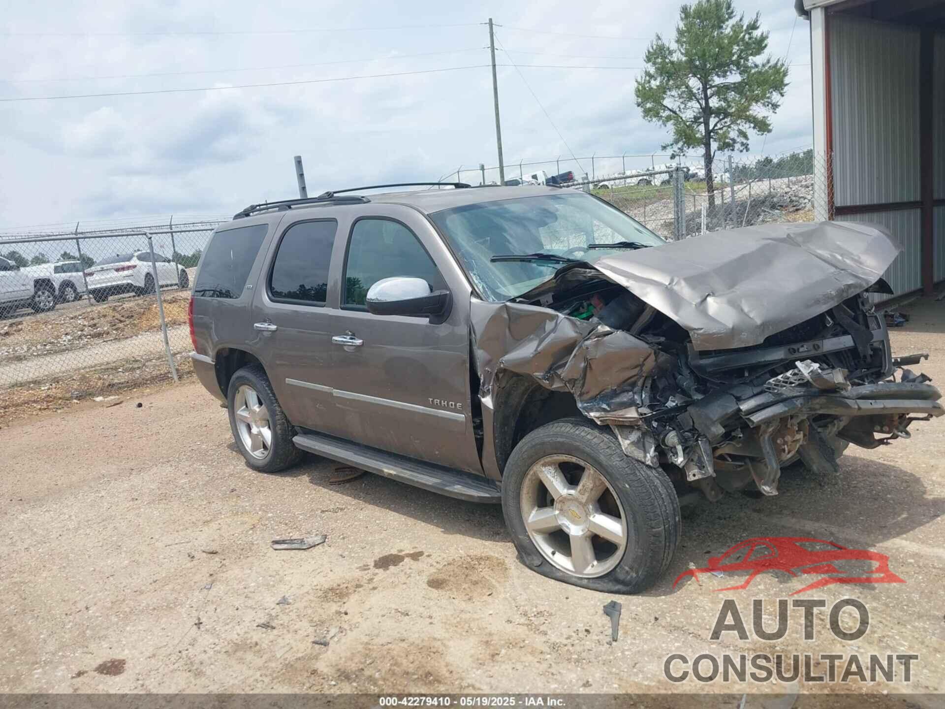 CHEVROLET TAHOE 2012 - 1GNSKCE04CR327327